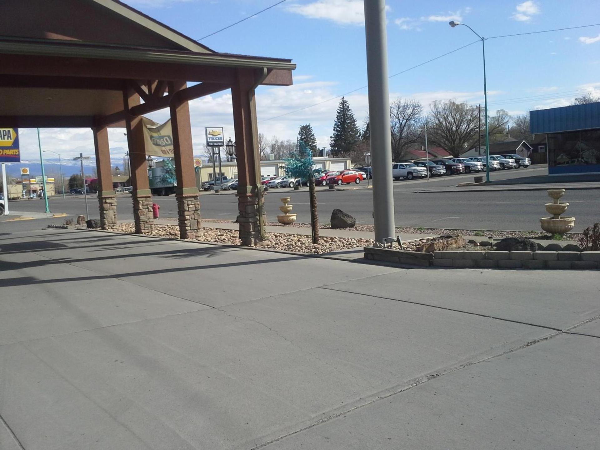 Days Inn by Wyndham Delta CO photo 53