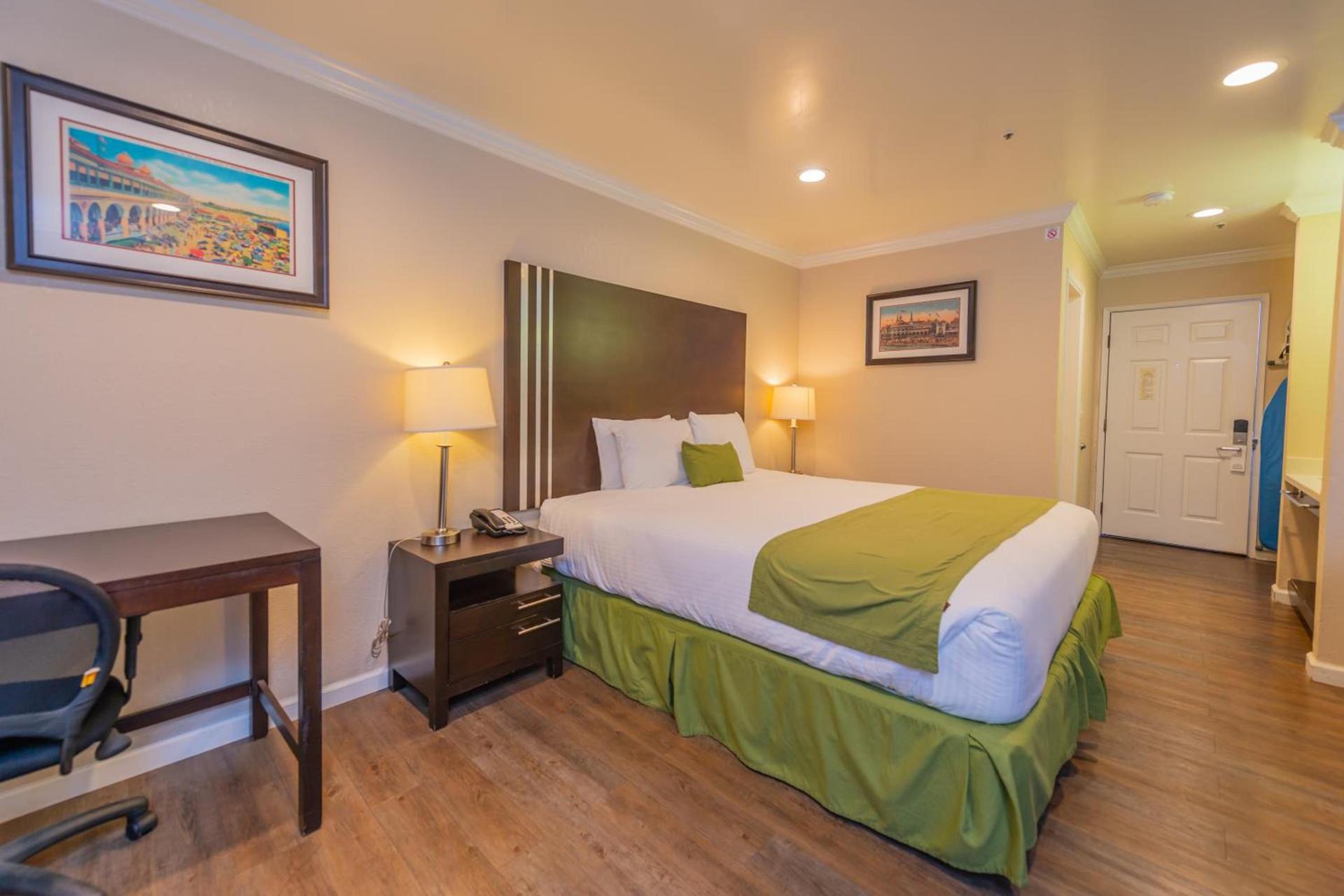 Ocean Pacific Lodge photo 18
