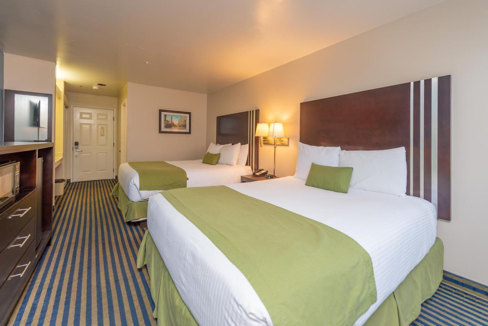 Ocean Pacific Lodge photo 27