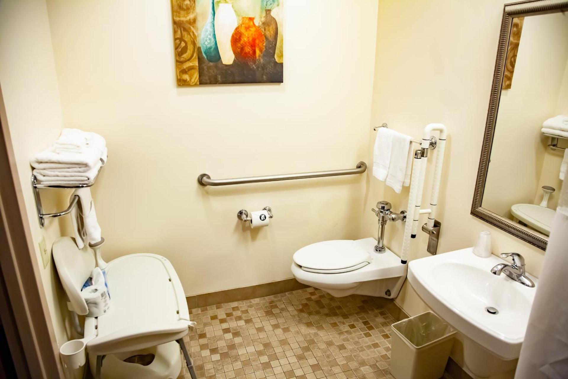 Asbury Inn & Suites photo 4