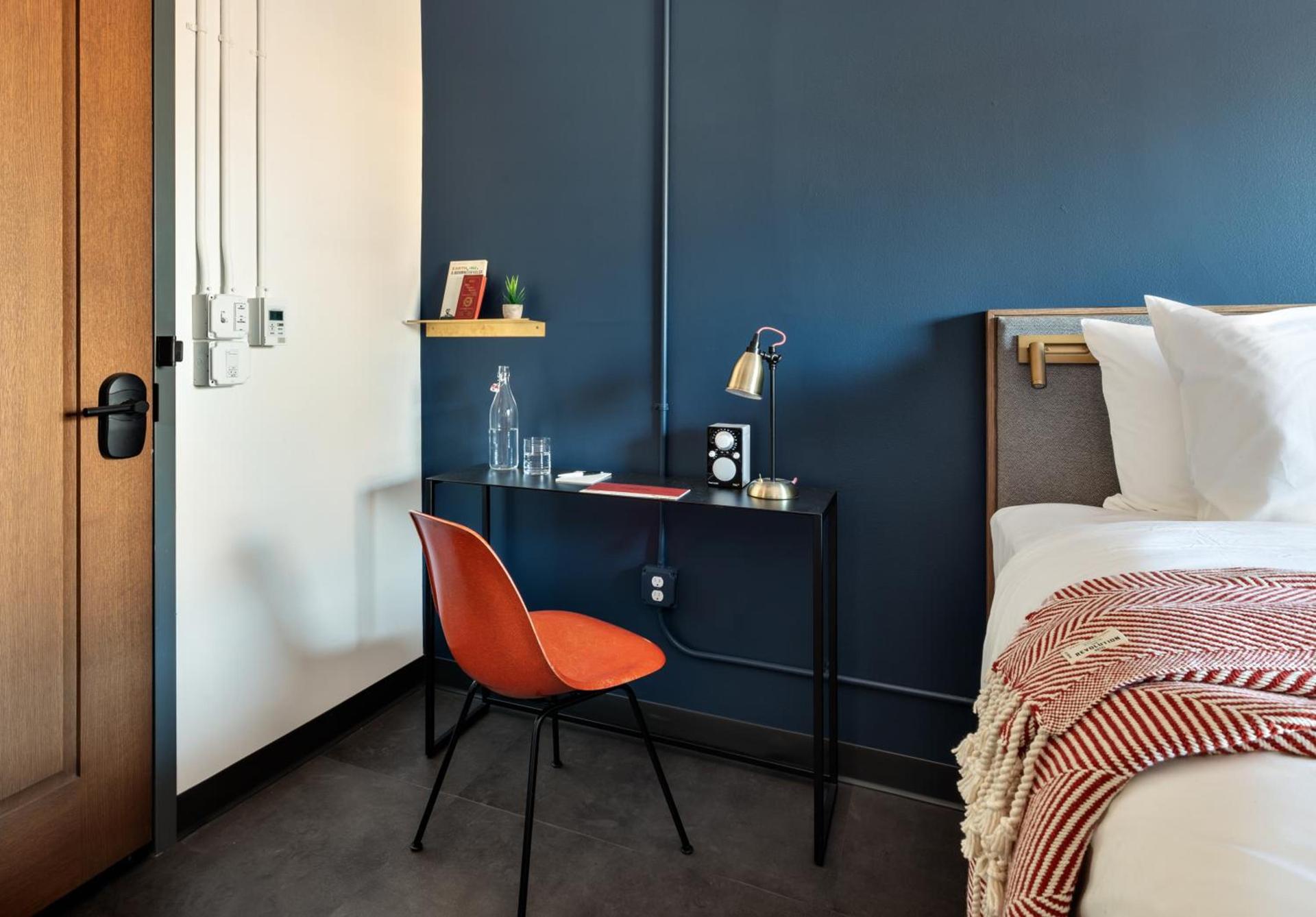 The Revolution Hotel photo 46