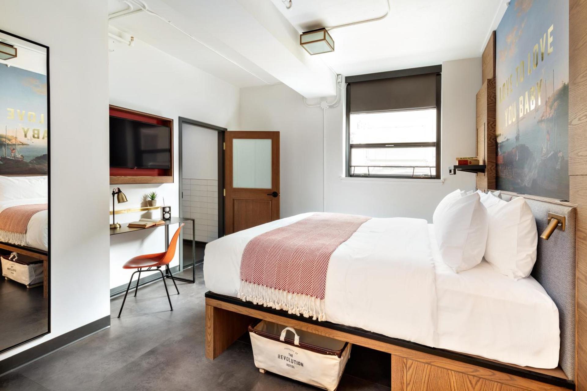 The Revolution Hotel photo 45