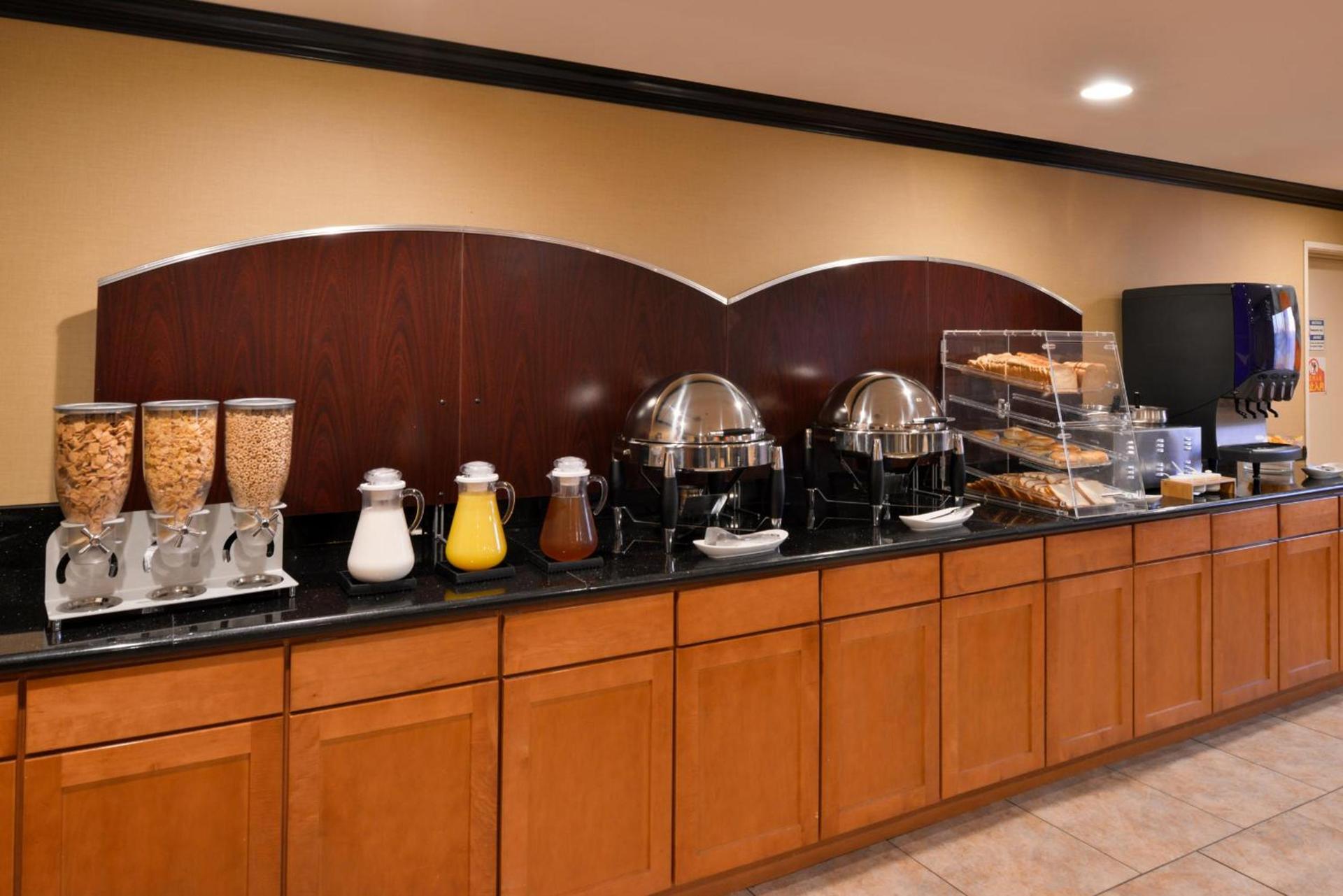 Courtyard by Marriott Chino Hills photo 25