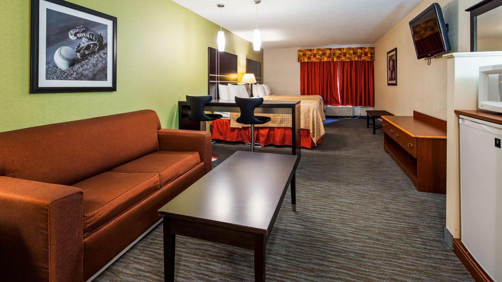 Best Western Cooperstown photo 8