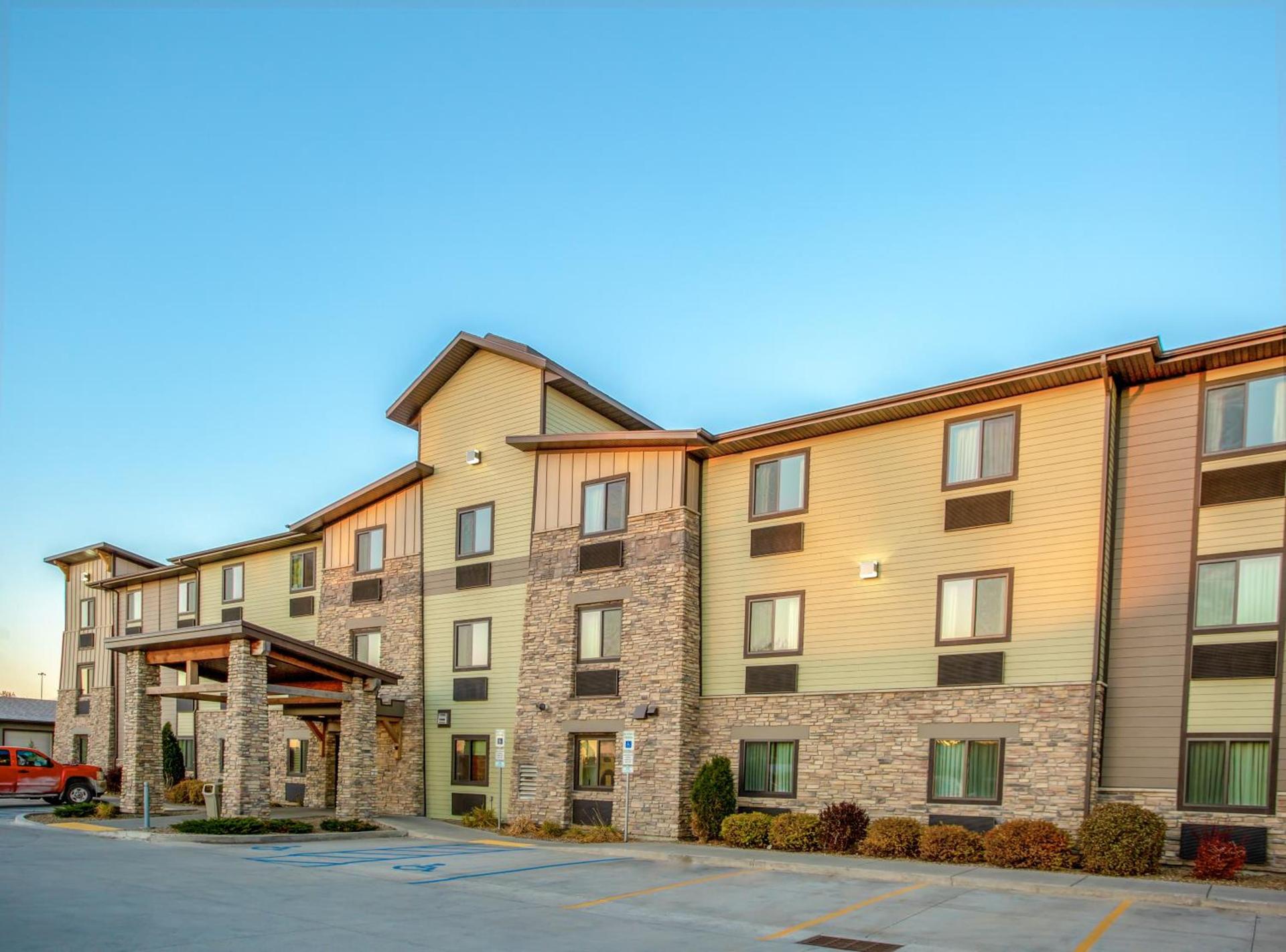 My Place Hotel-Bismarck, ND photo 2