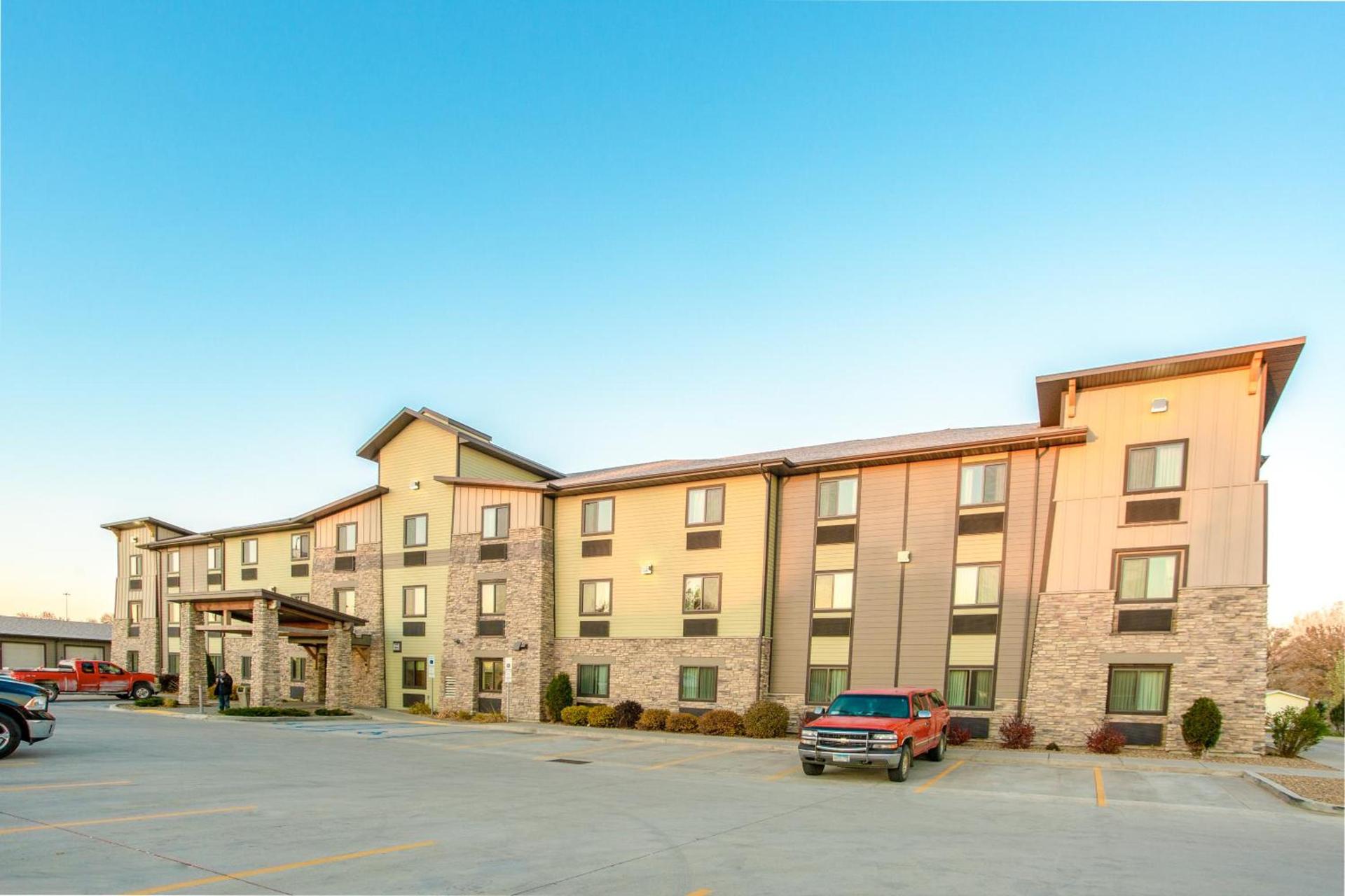 My Place Hotel-Bismarck, ND photo 3