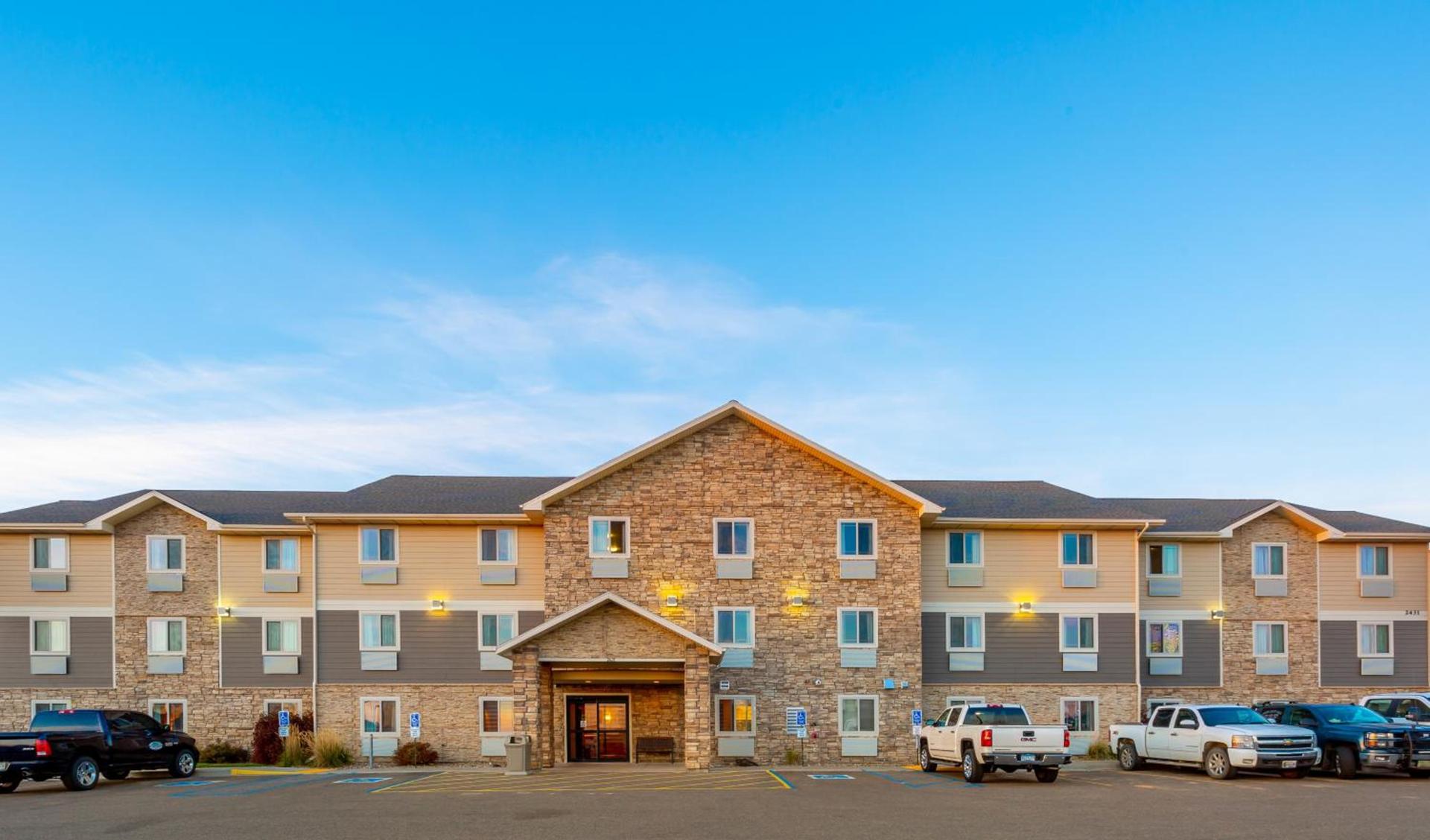 My Place Hotel-Dickinson, ND photo 12