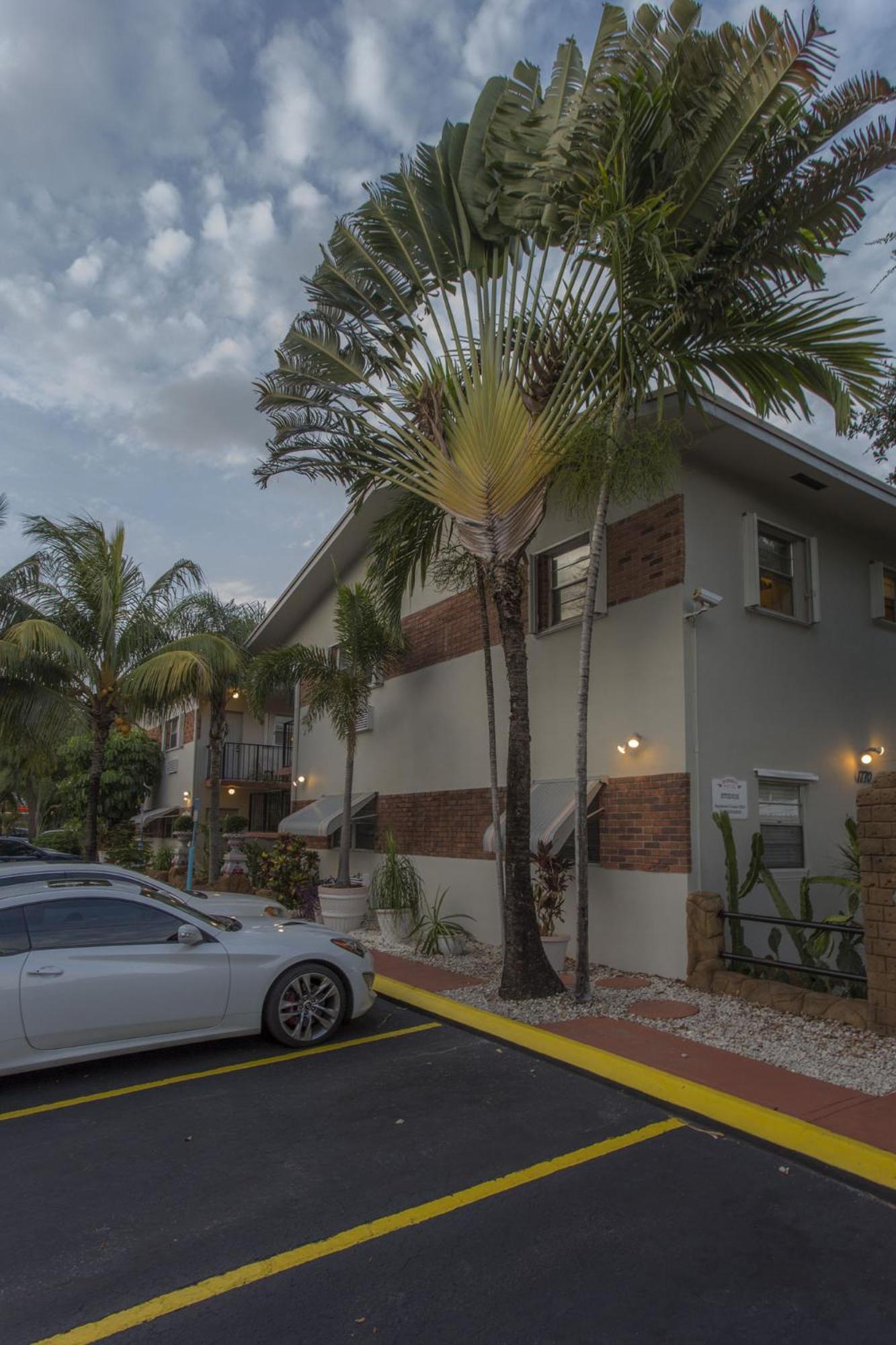 Richard's Motel Studios photo 25