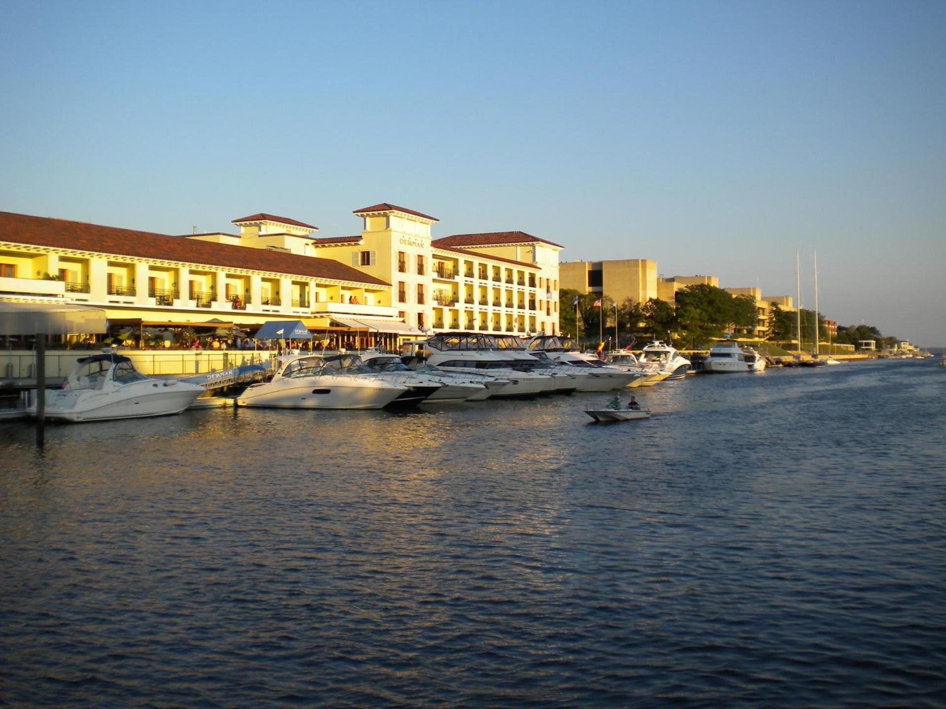 Delamar Greenwich Harbor photo 7