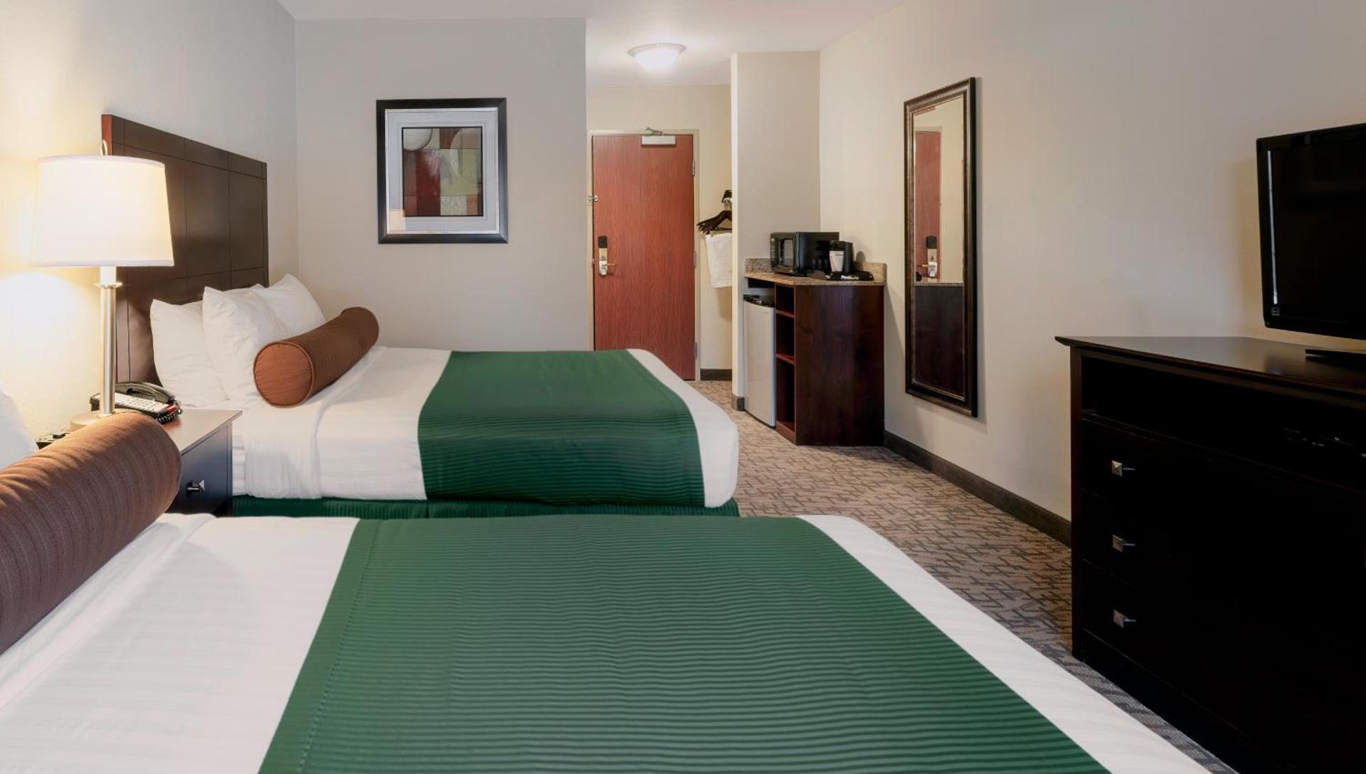 Cobblestone Inn & Suites - Durand photo 17