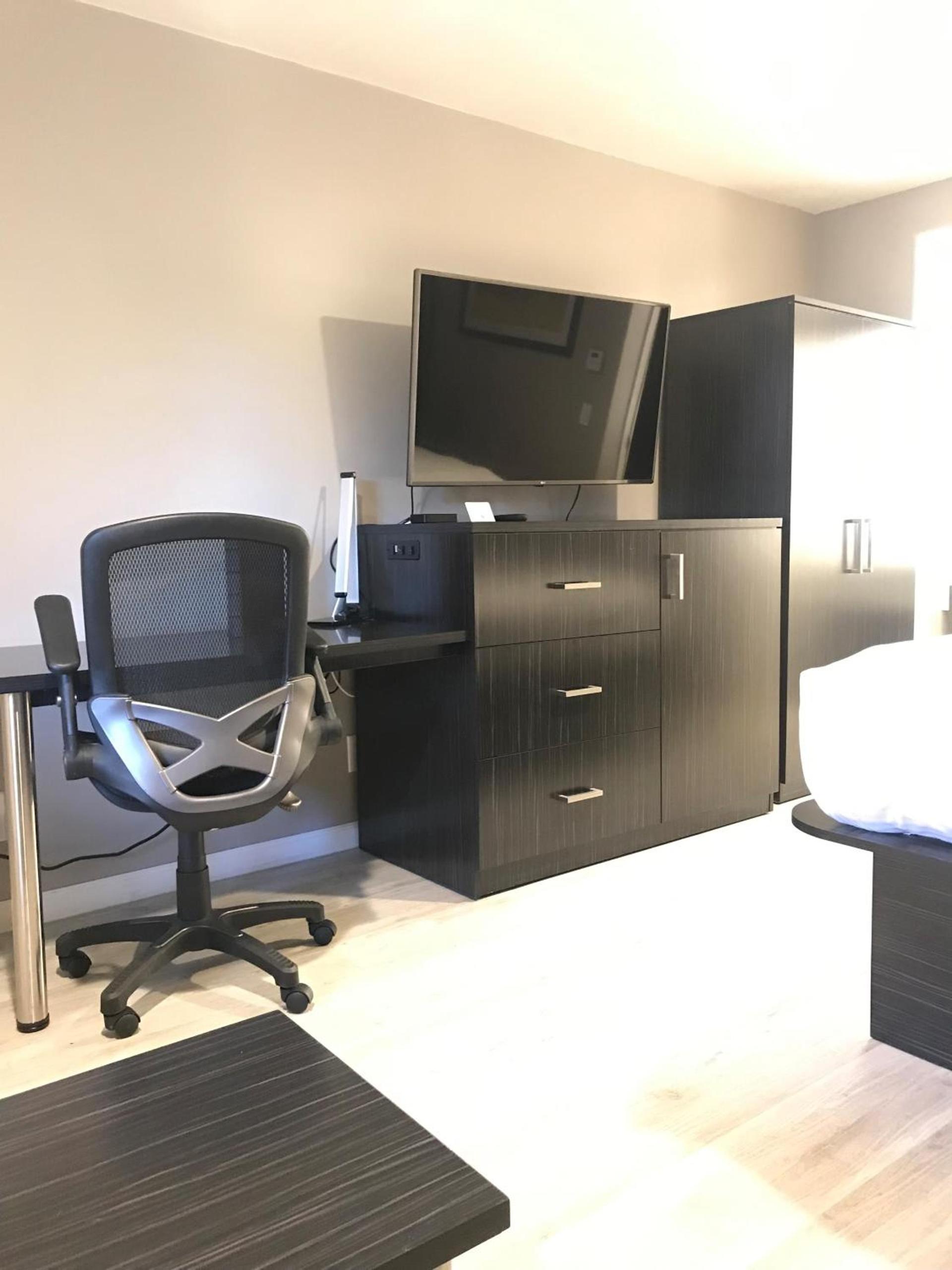 SureStay Plus by Best Western Santa Clara Silicon Valley photo 27