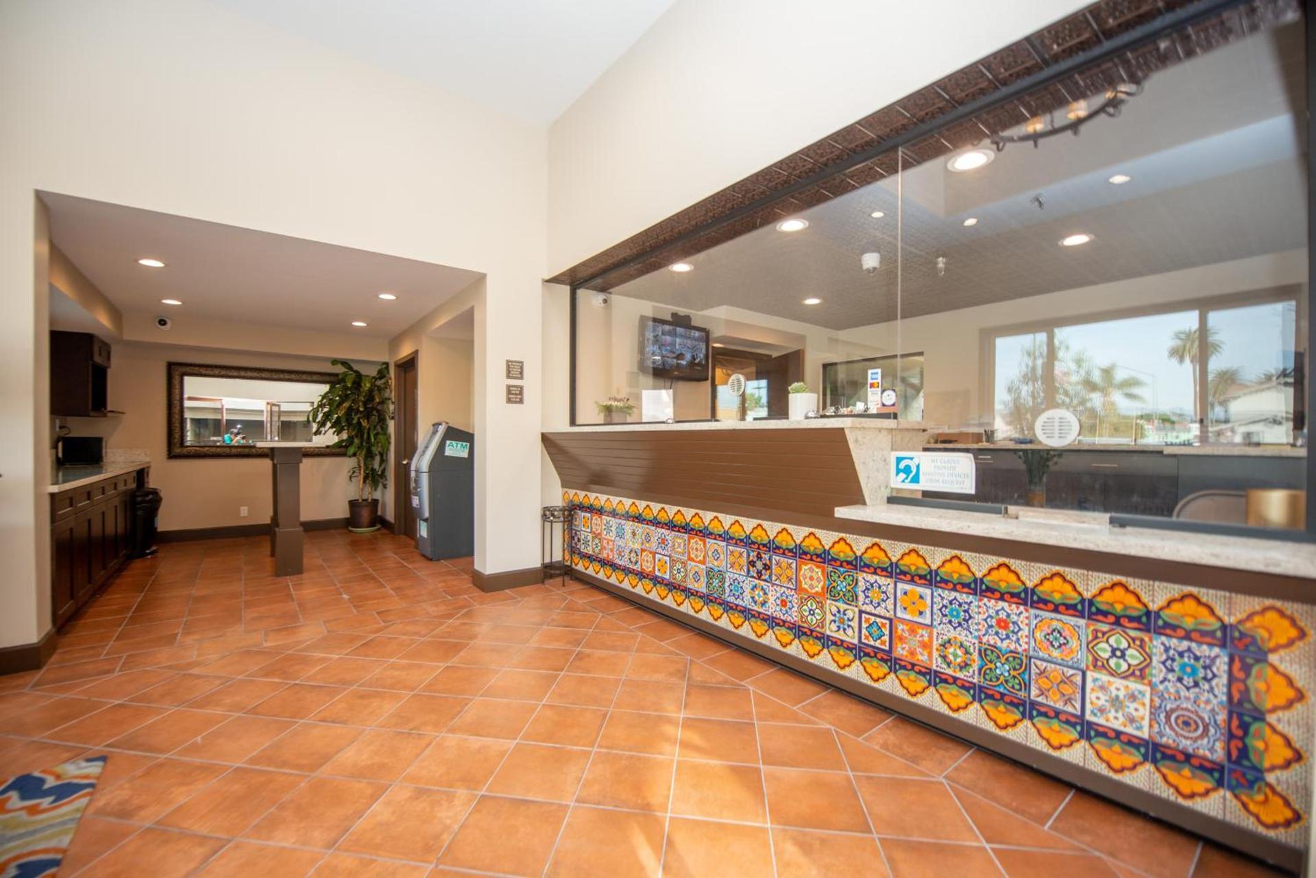 Casa Bella Inn- Huntington Park photo 6