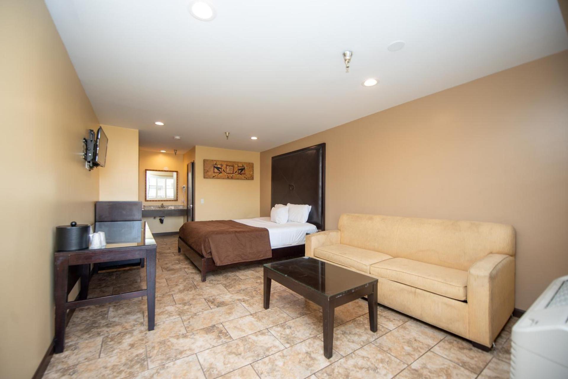 Casa Bella Inn- Huntington Park photo 23