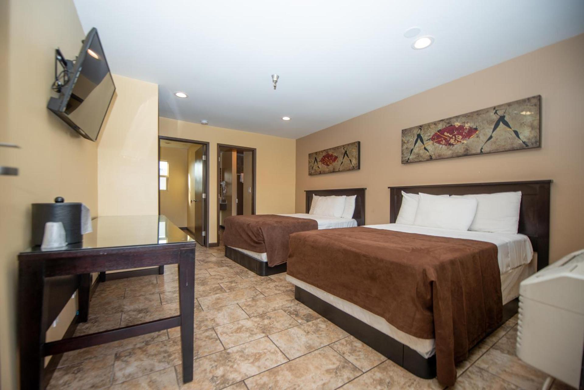 Casa Bella Inn- Huntington Park photo 19