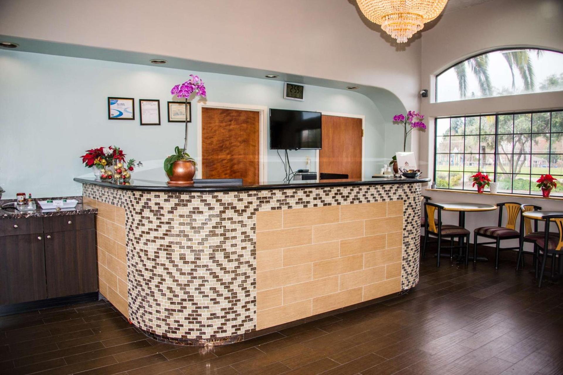 SureStay Plus by Best Western Santa Clara Silicon Valley photo 3