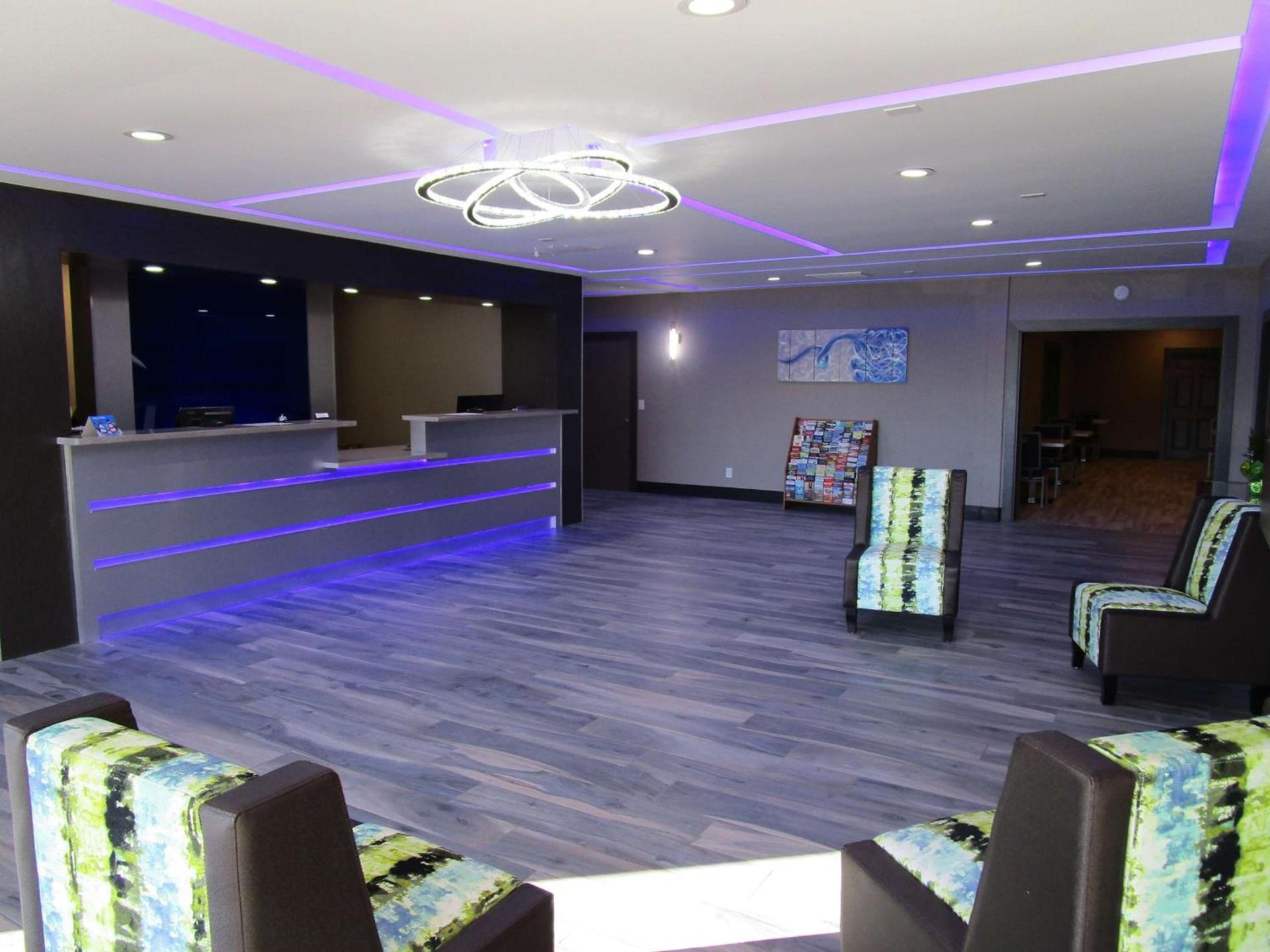 SureStay Plus Hotel by Best Western Point Richmond photo 6