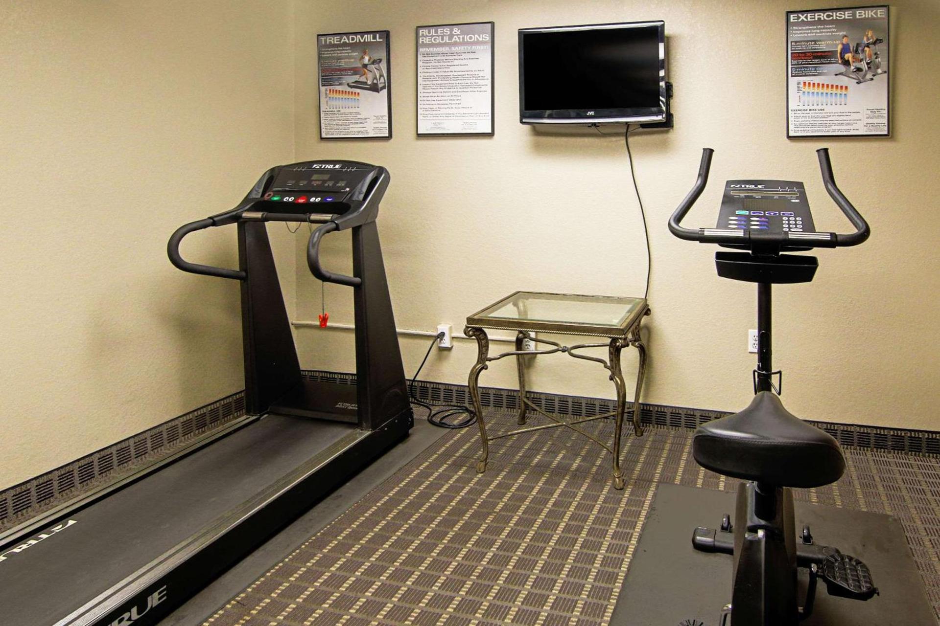 Quality Inn Plainfield I-395 photo 23