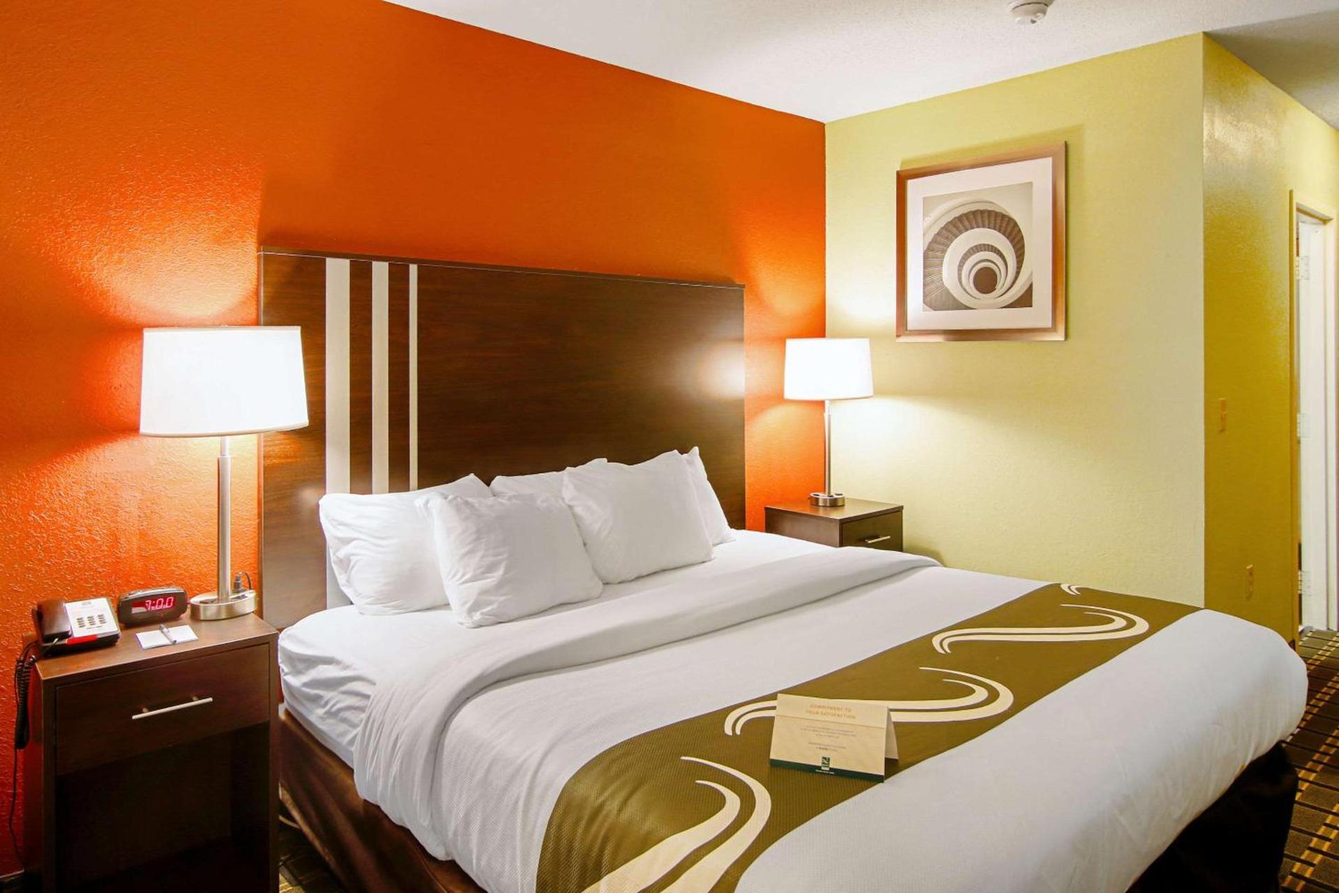 Quality Inn Plainfield I-395 photo 16