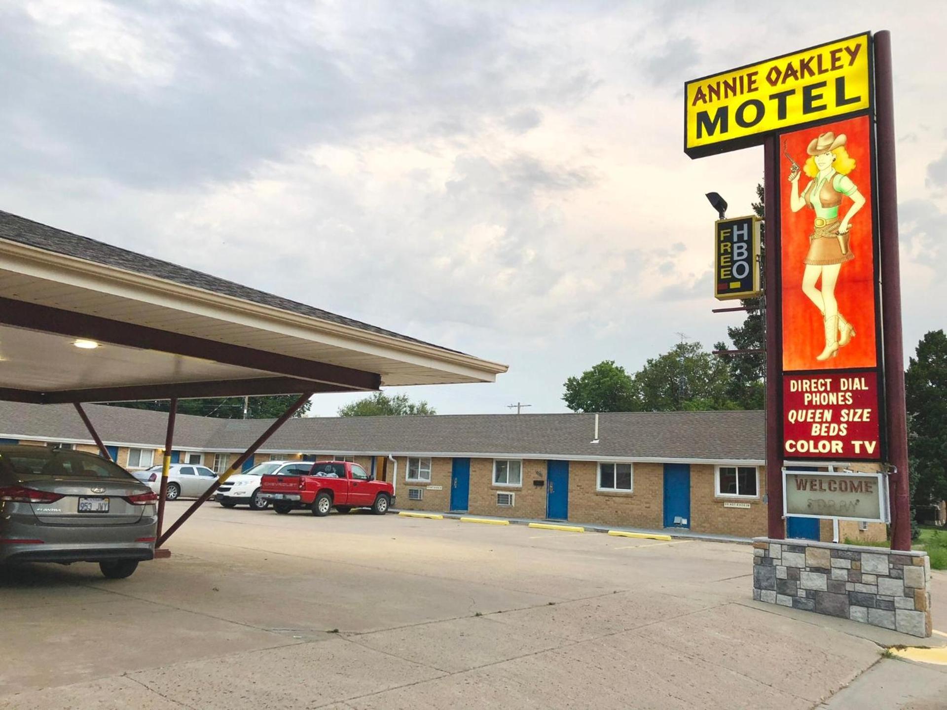 Annie Oakley Motel Oakley photo 90