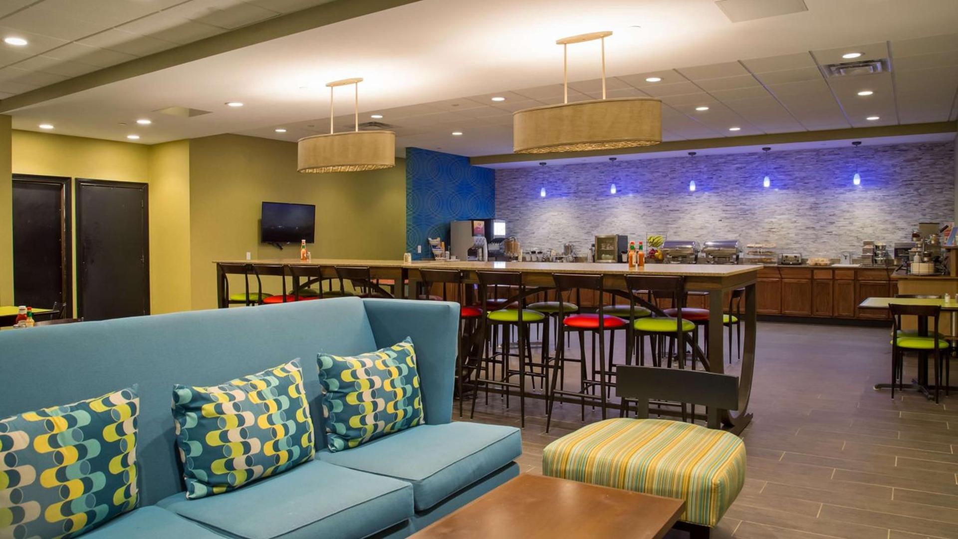 Albany Airport Inn photo 19