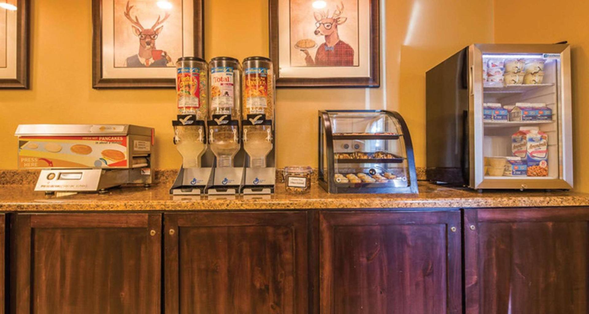 Best Western Plus Deer Park Hotel and Suites photo 5