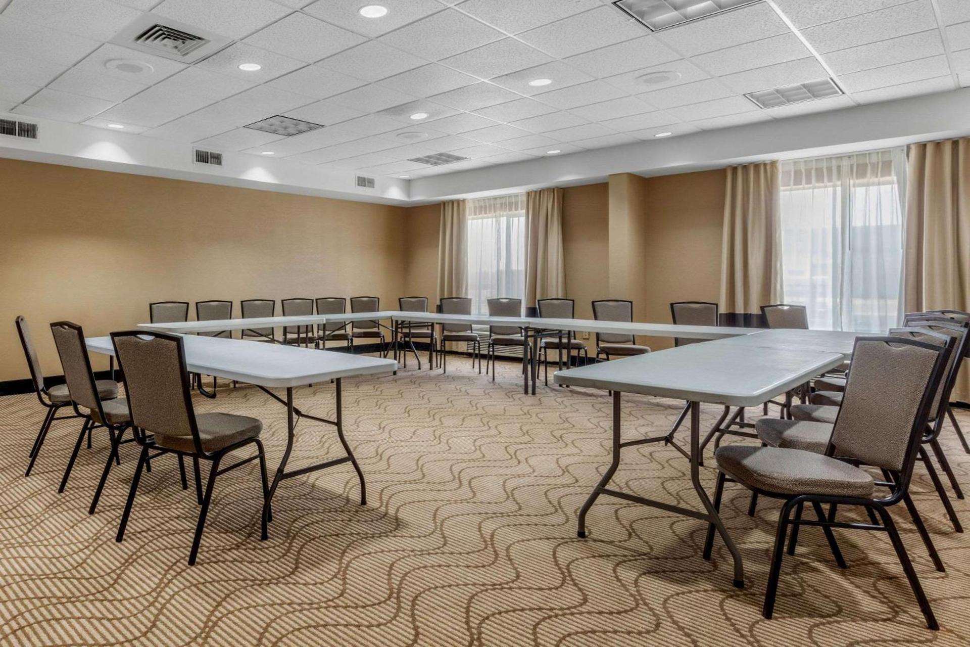 Spark by Hilton Pelham Birmingham I 65 photo 27