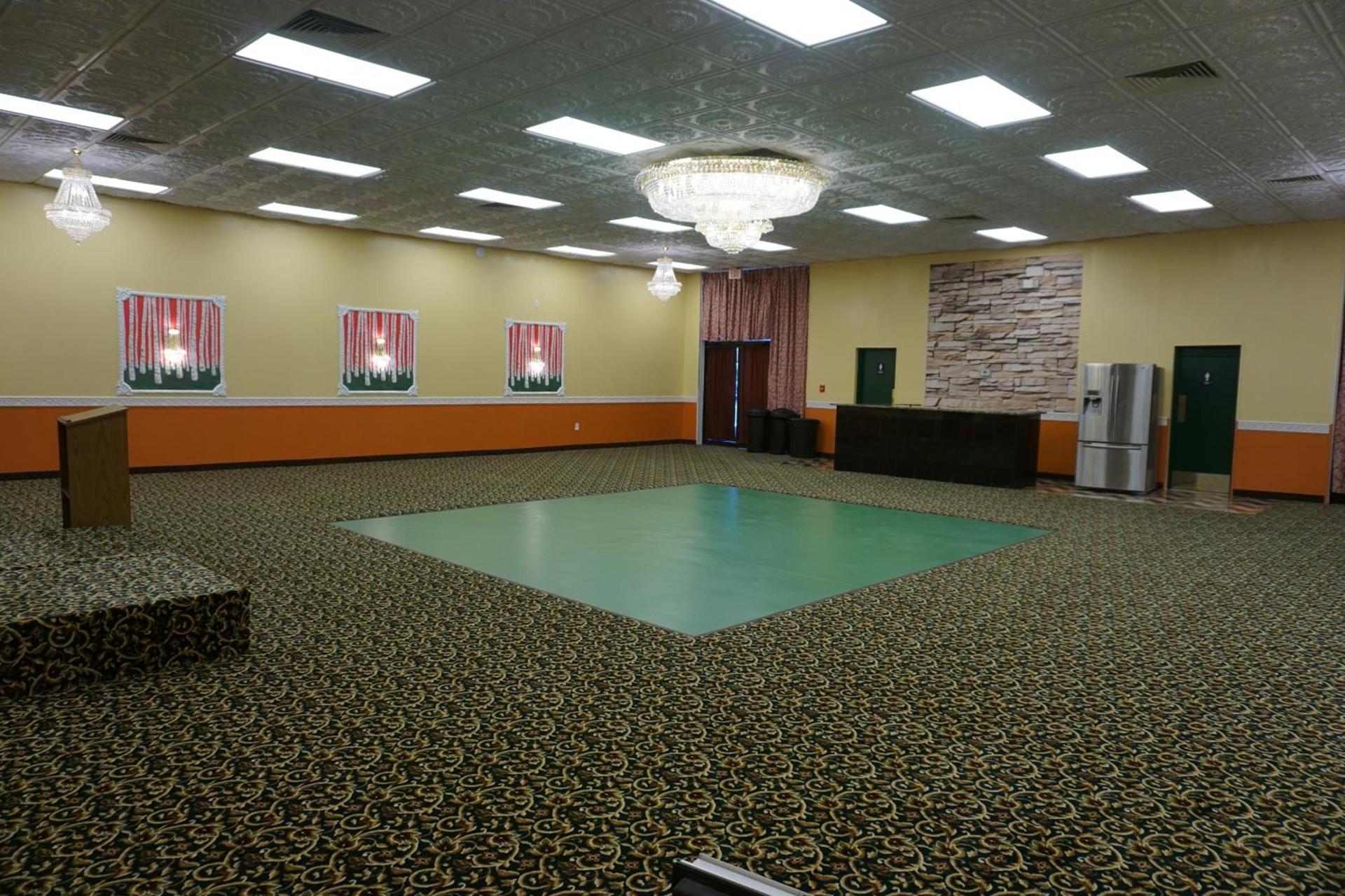 Relax Inn photo 8