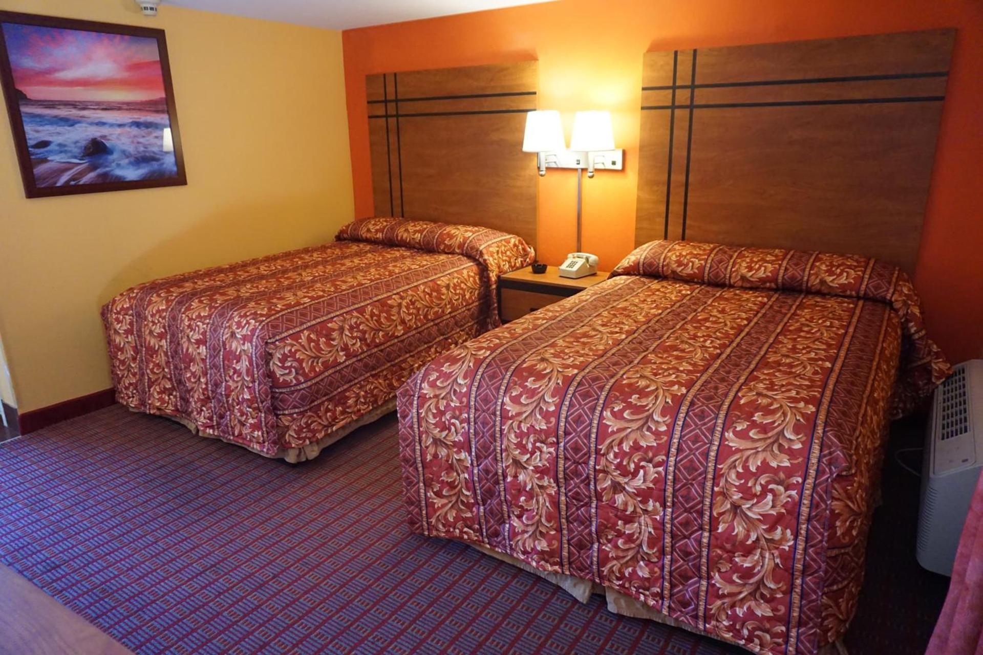 Relax Inn photo 2