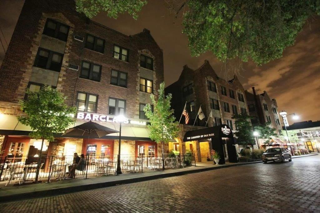 Carleton of Oak Park photo 5