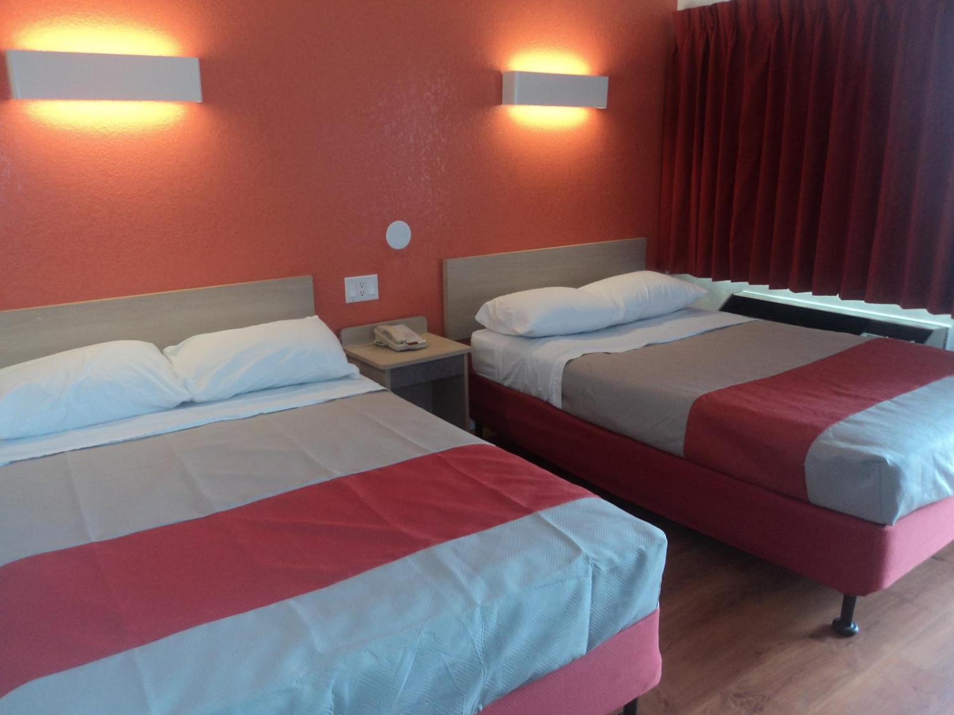 Motel 6 Albuquerque Northeast photo 58