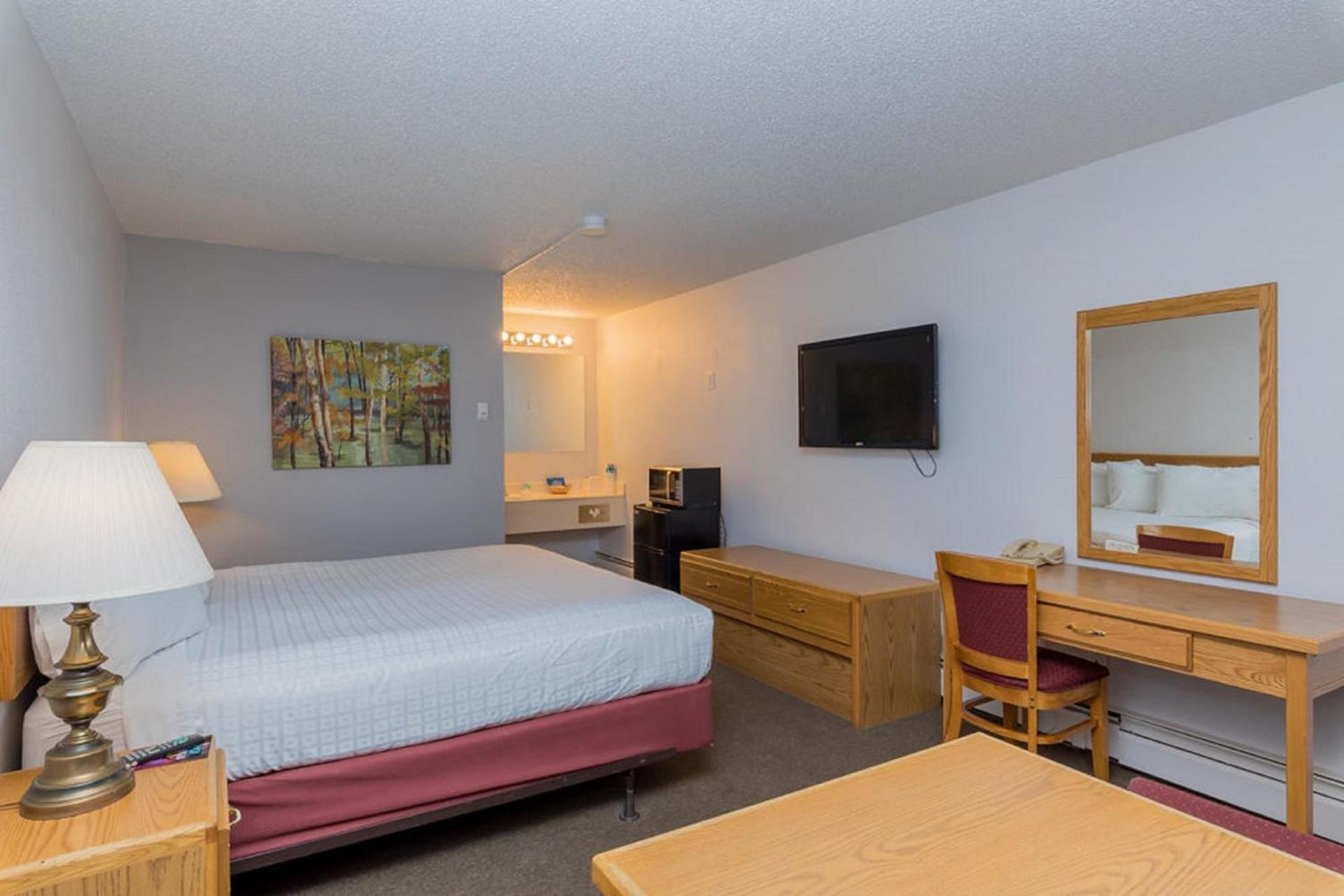 Motel 8 Rock Springs photo 6