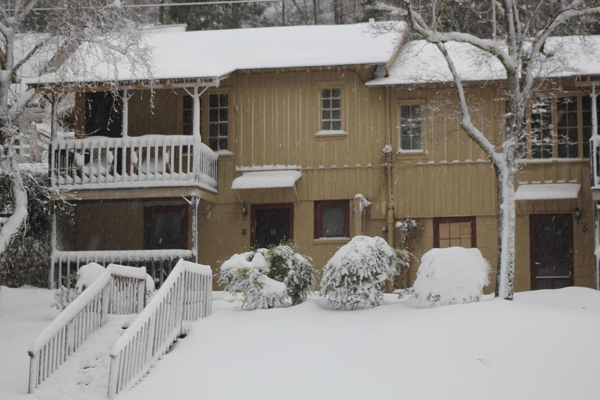 The Evening Shade River Lodge and Cabins photo 31
