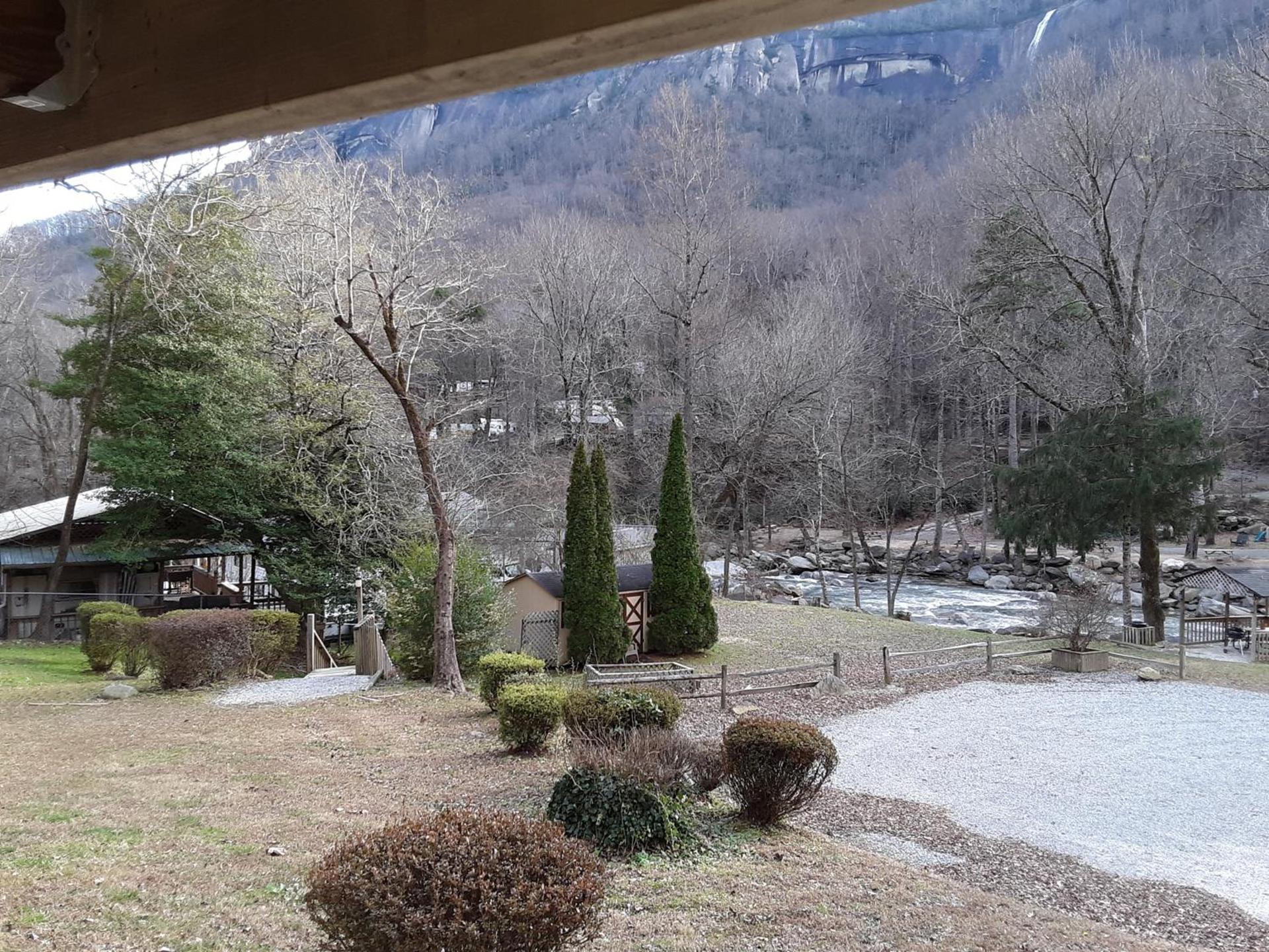 The Evening Shade River Lodge and Cabins photo 24