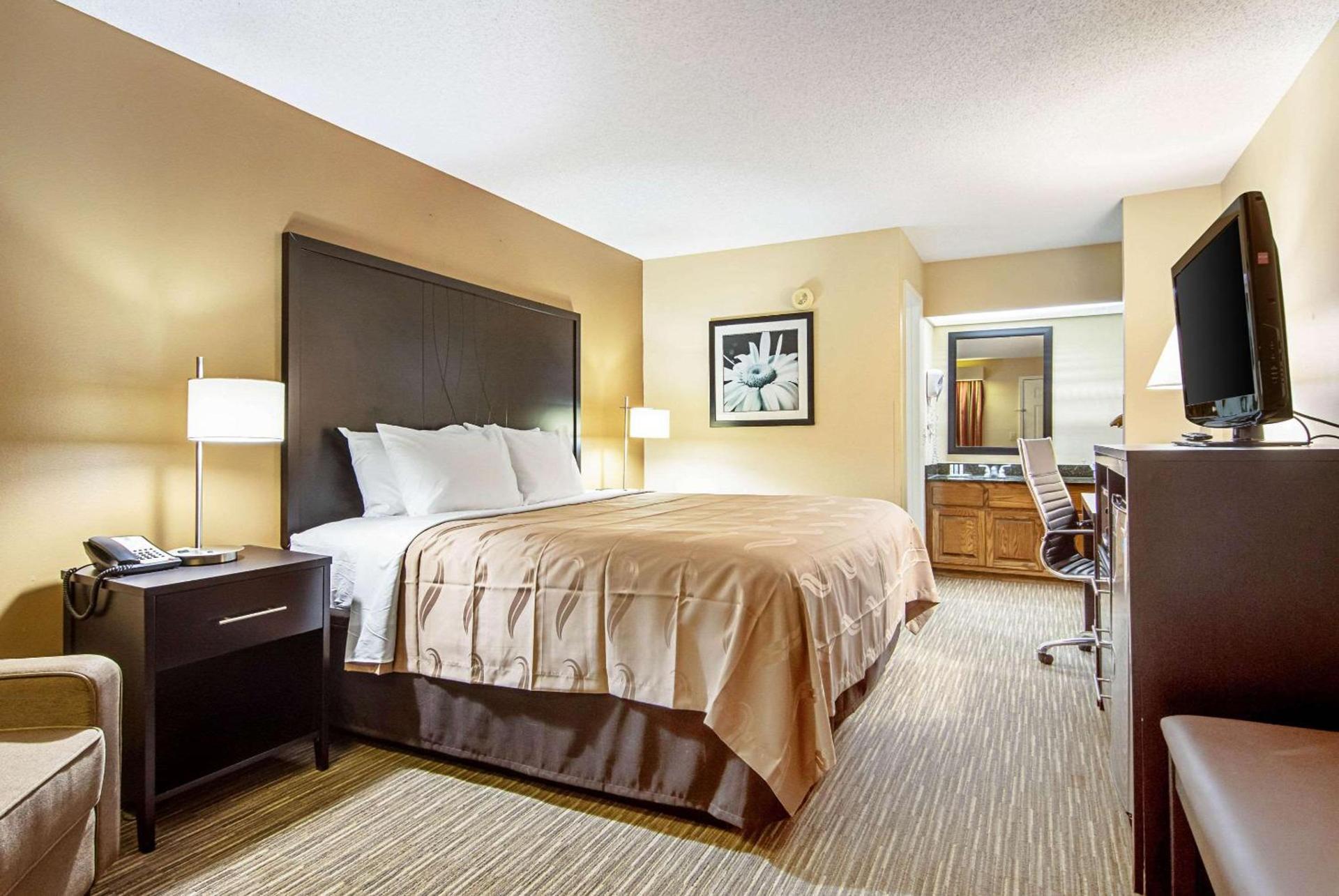 Quality Inn Thomaston photo 12