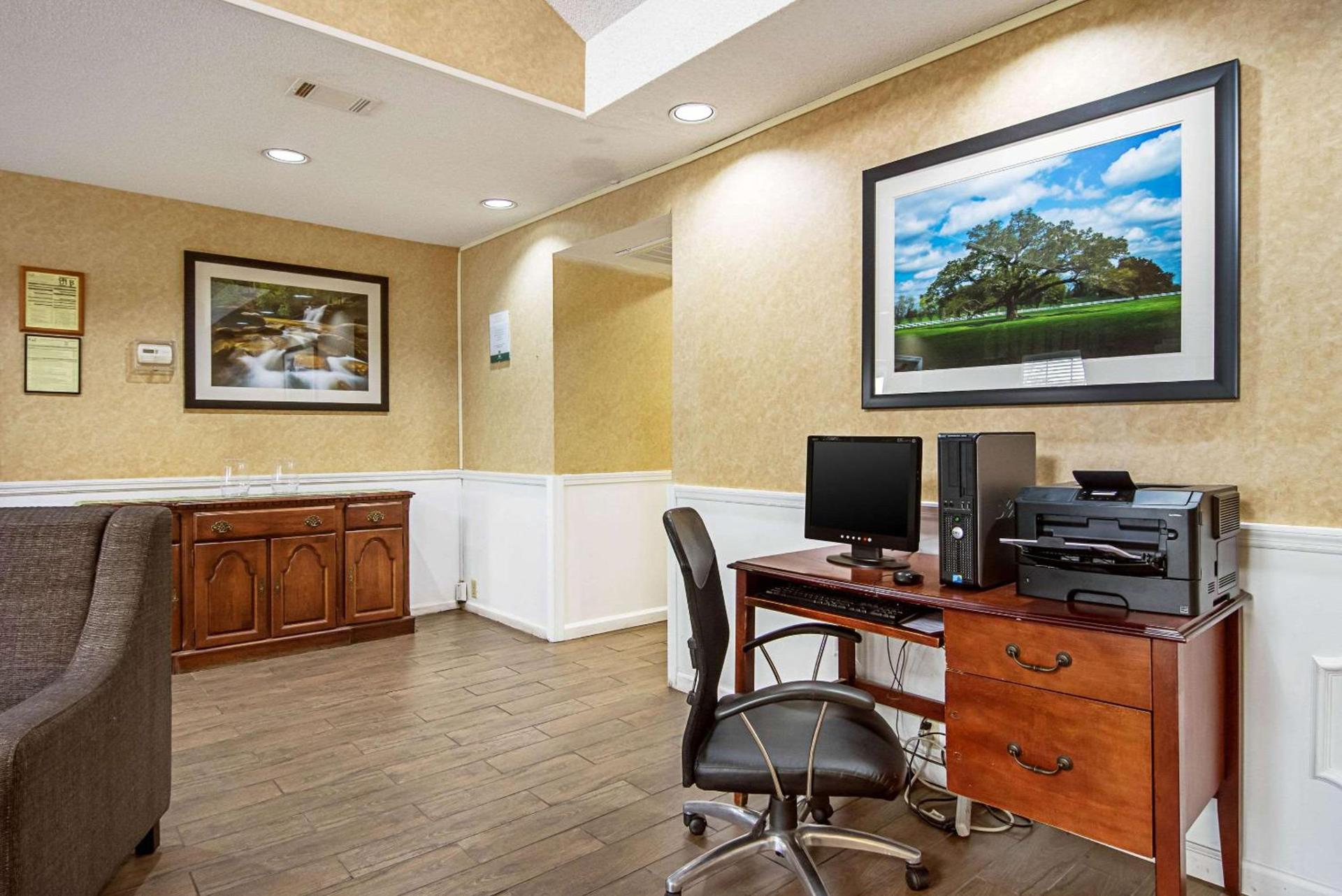 Quality Inn Thomaston photo 20