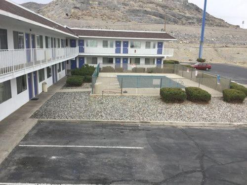Motel 6 Wendover photo 8