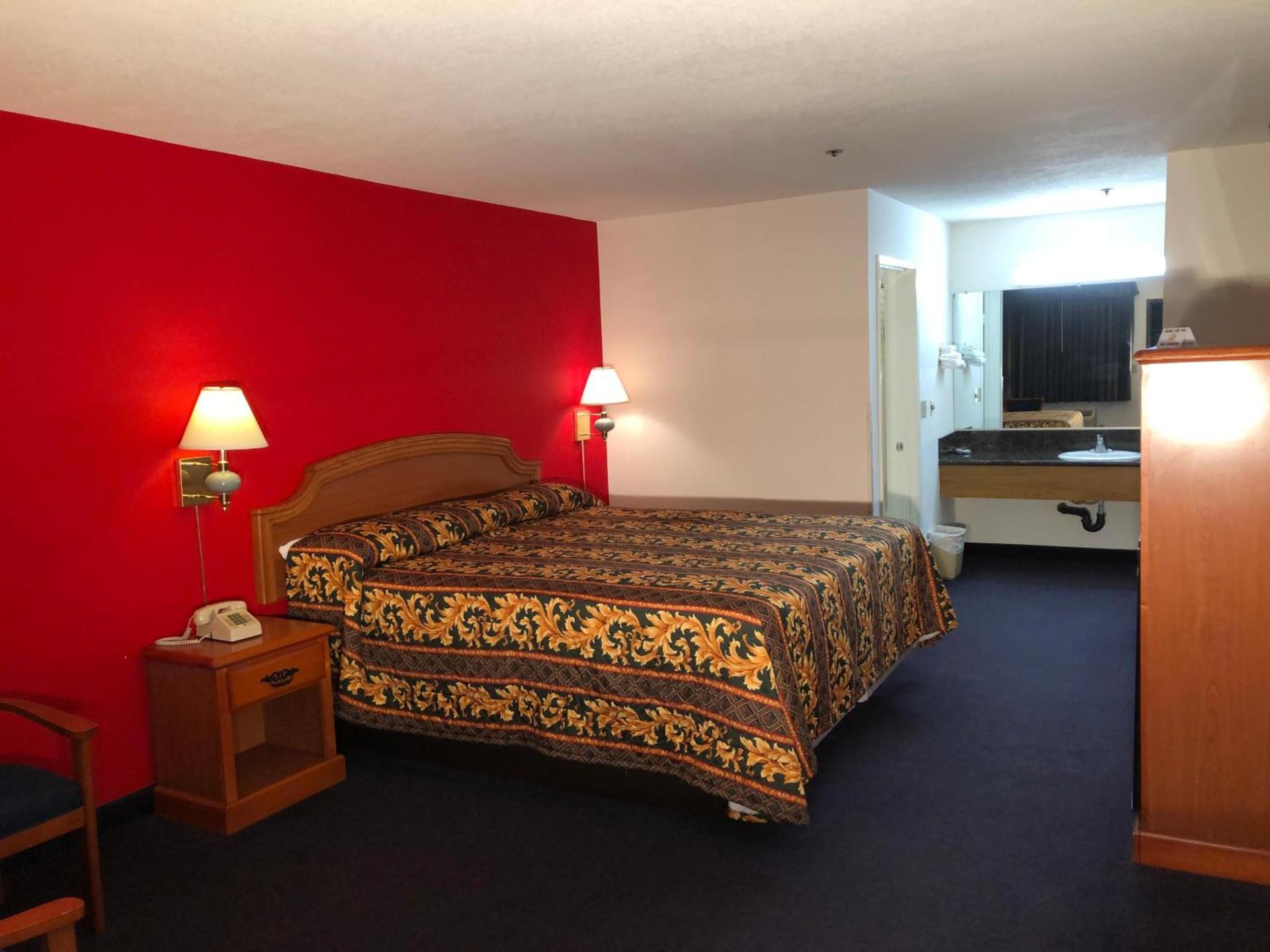 Luxury Inn photo 27