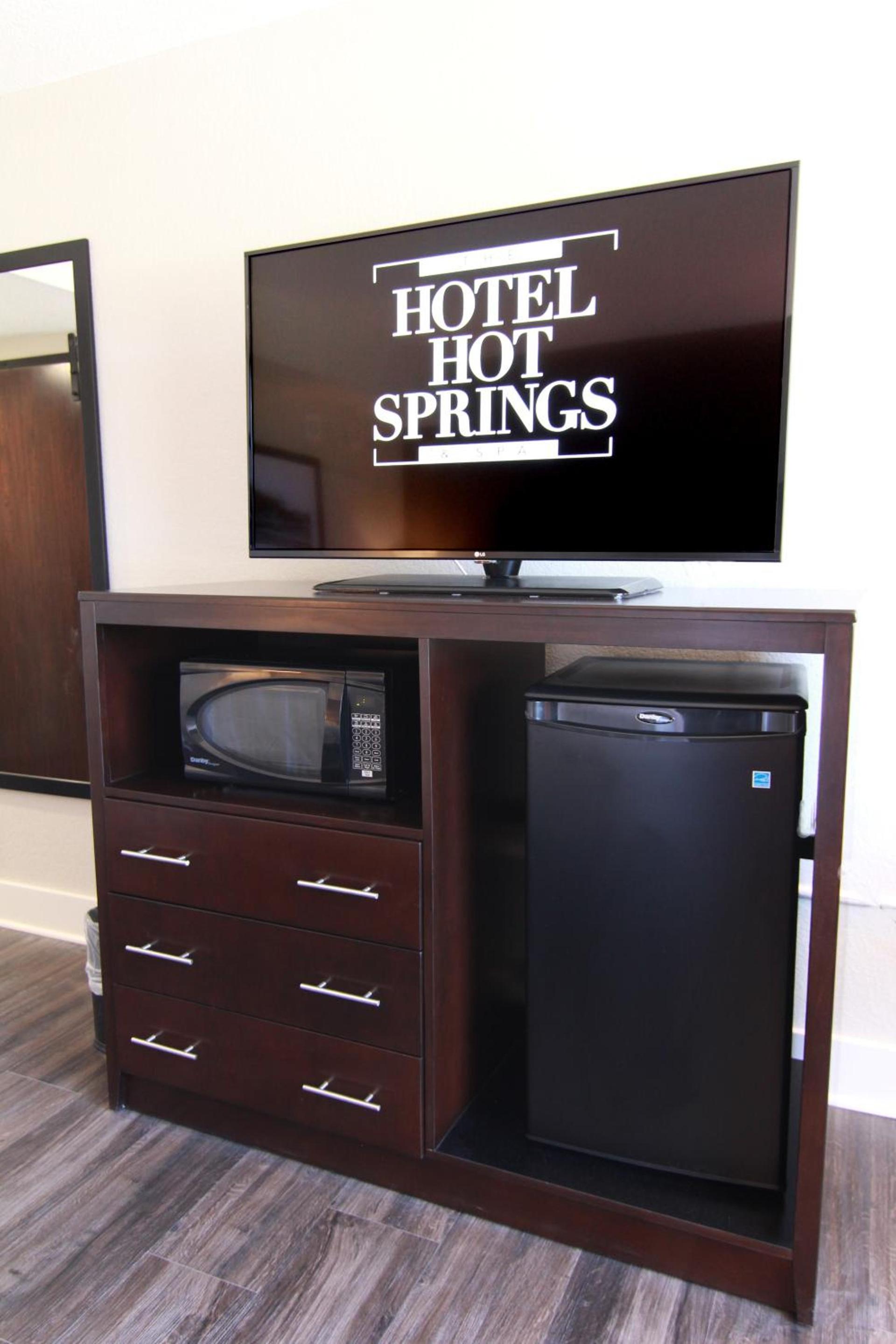 The Hotel Hot Springs photo 9