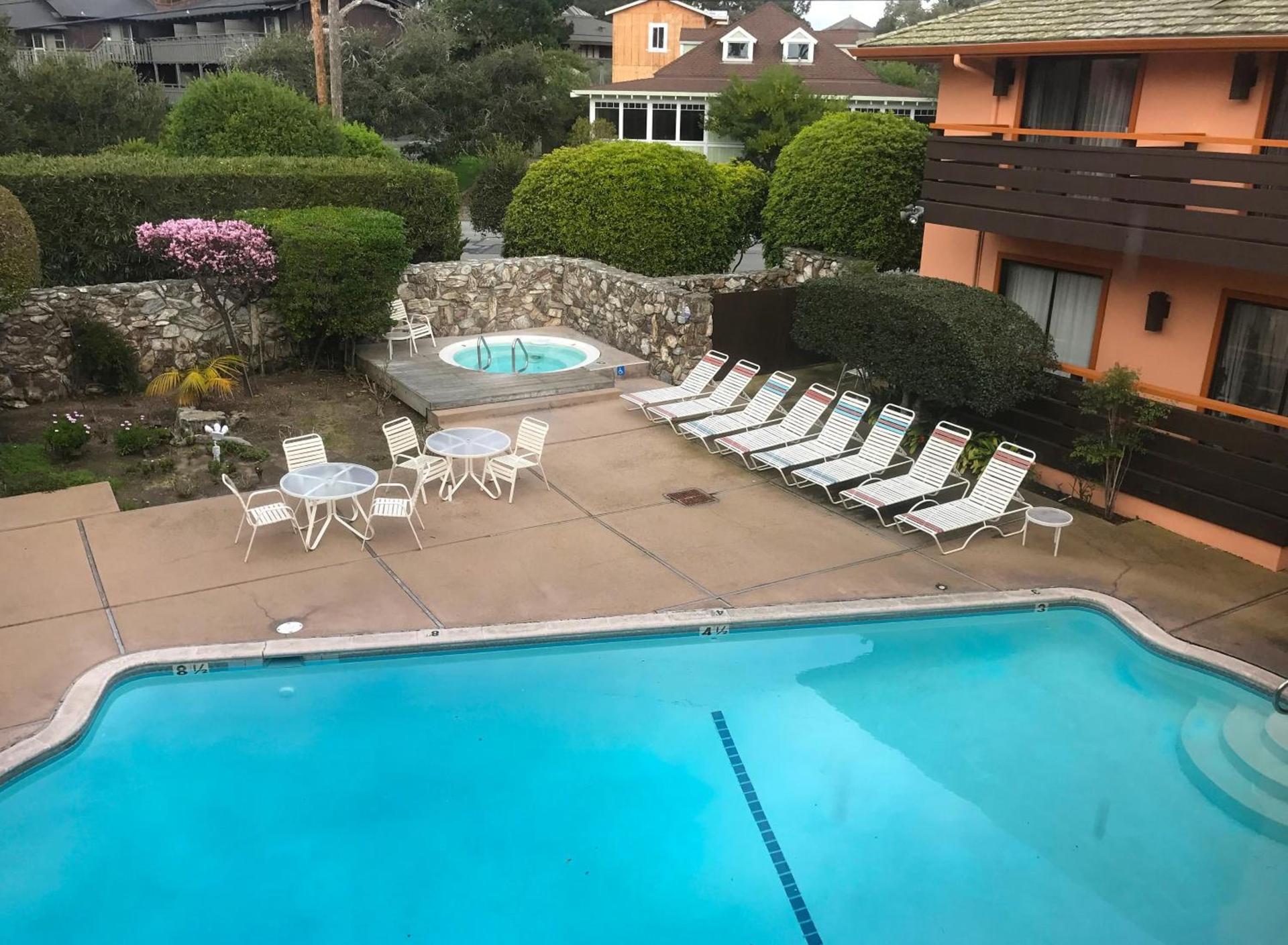 The Monarch Resort photo 36