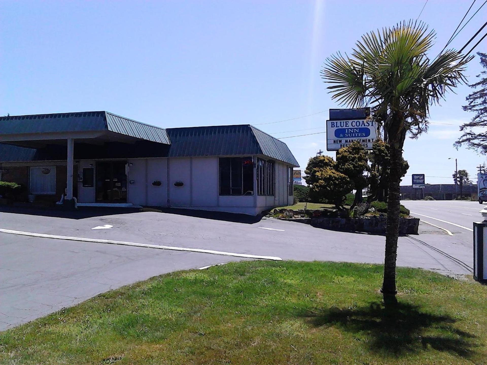 Blue Coast Inn & Suites photo 32