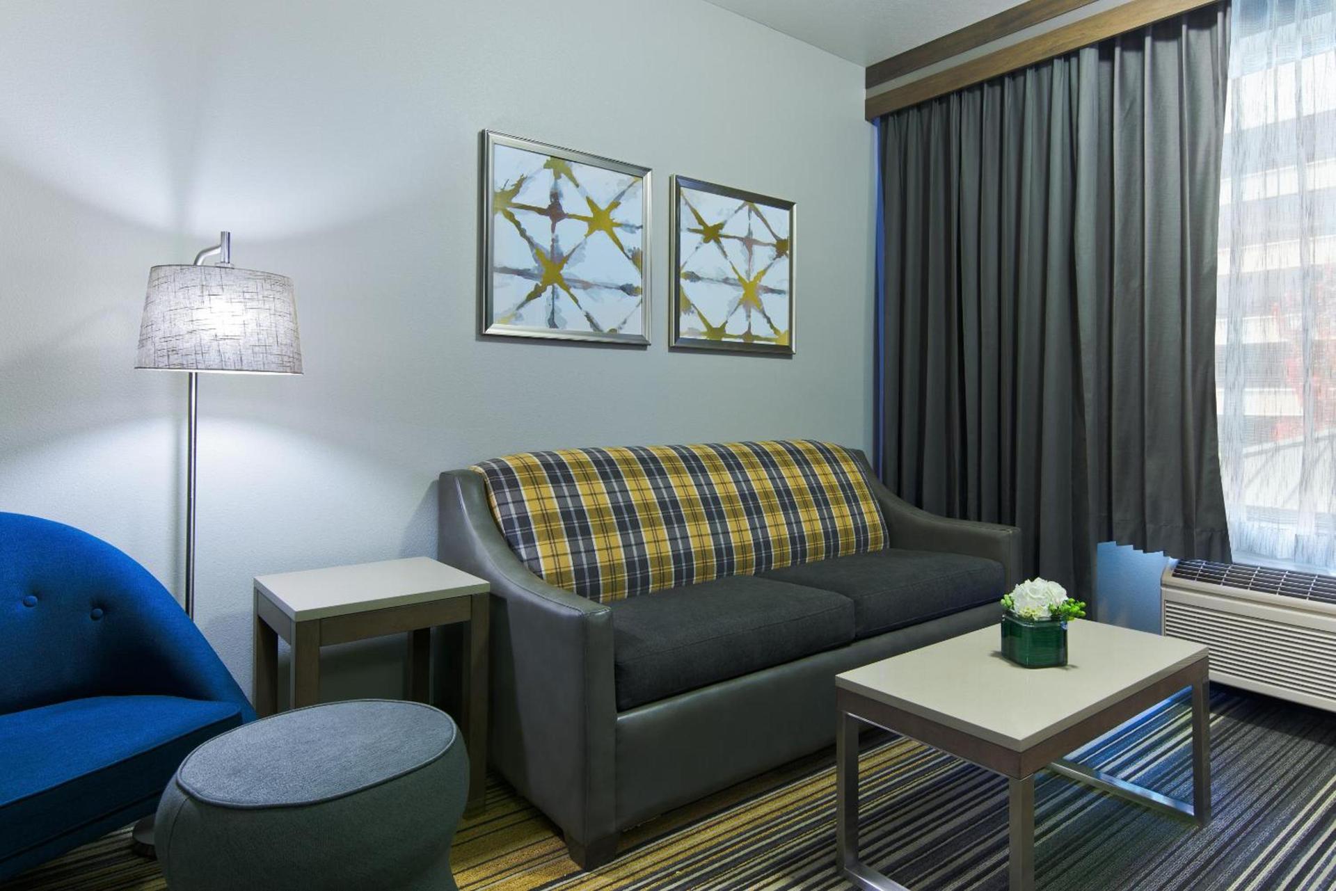 Oxford Suites Spokane Downtown photo 13
