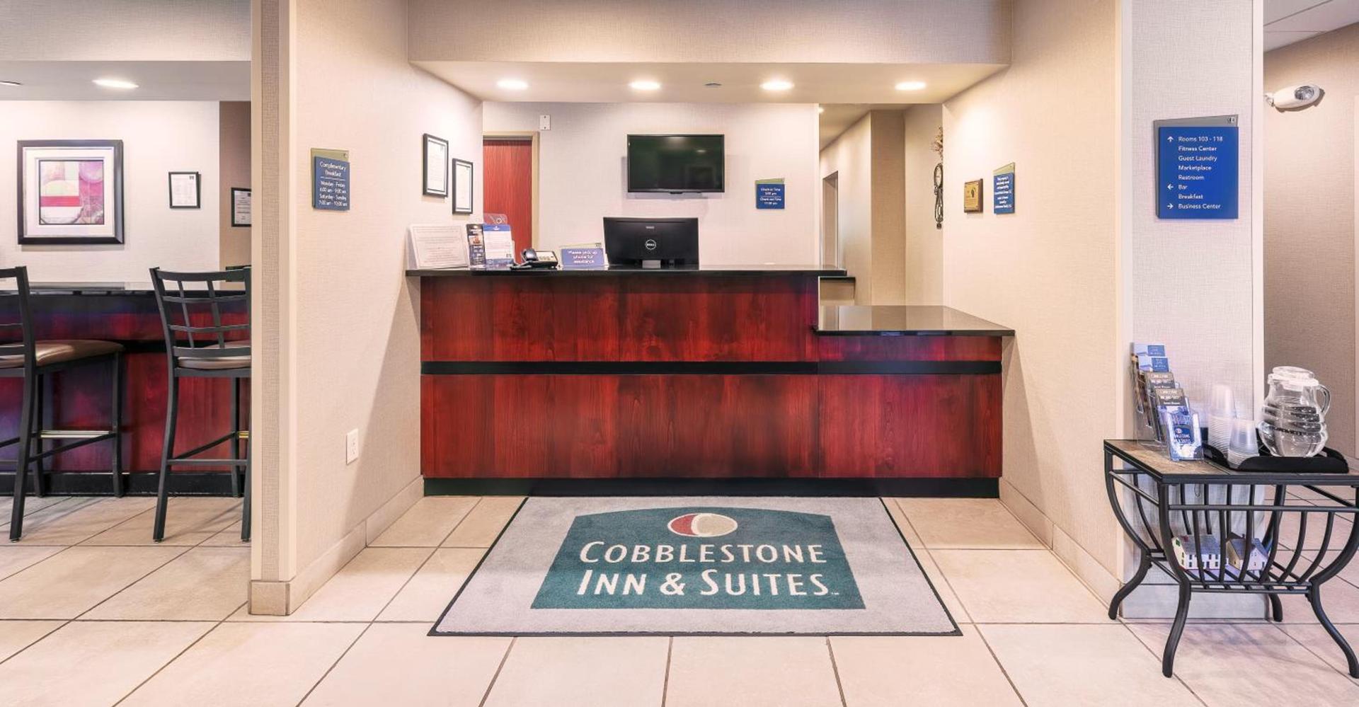 Cobblestone Inn & Suites - Durand photo 2