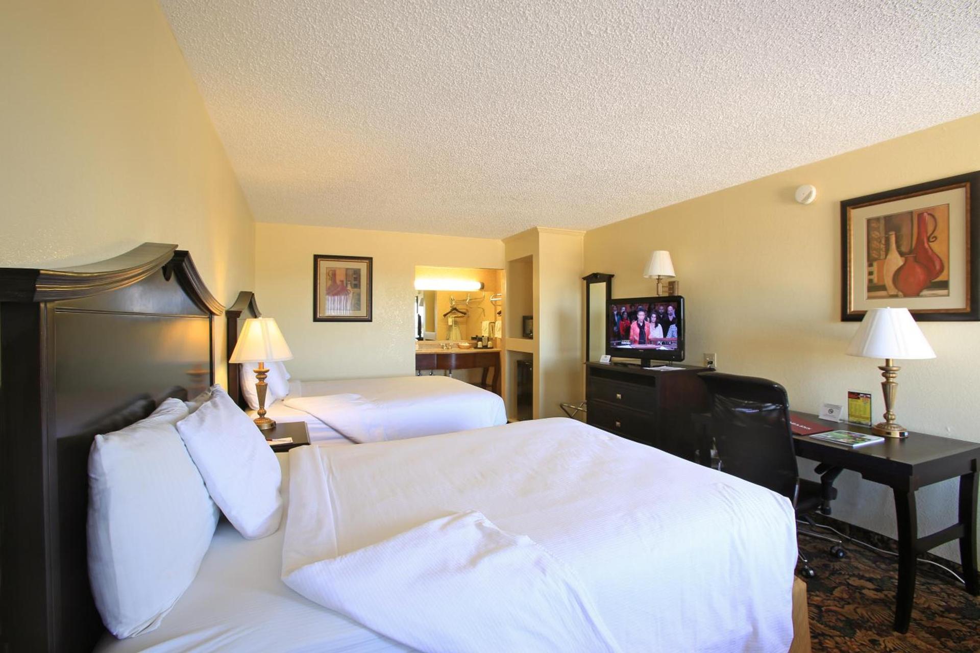 Plaza Inn Midland photo 23