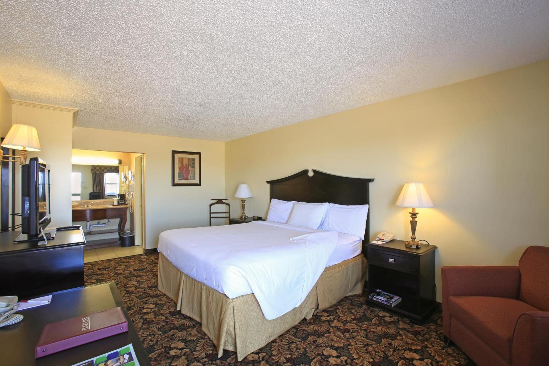 Plaza Inn Midland photo 15