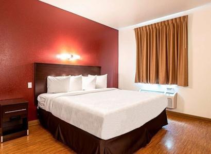 Seasons Inn Traverse City photo 6