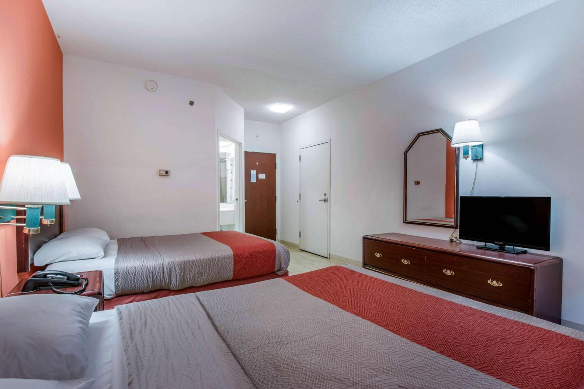 Scottish Inns & Suites - North Hershey photo 13