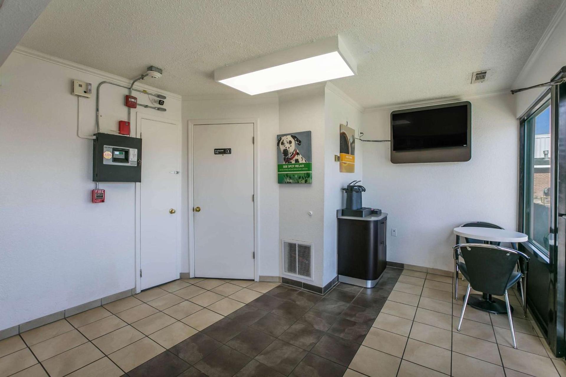 Motel 6-Dothan, AL photo 26