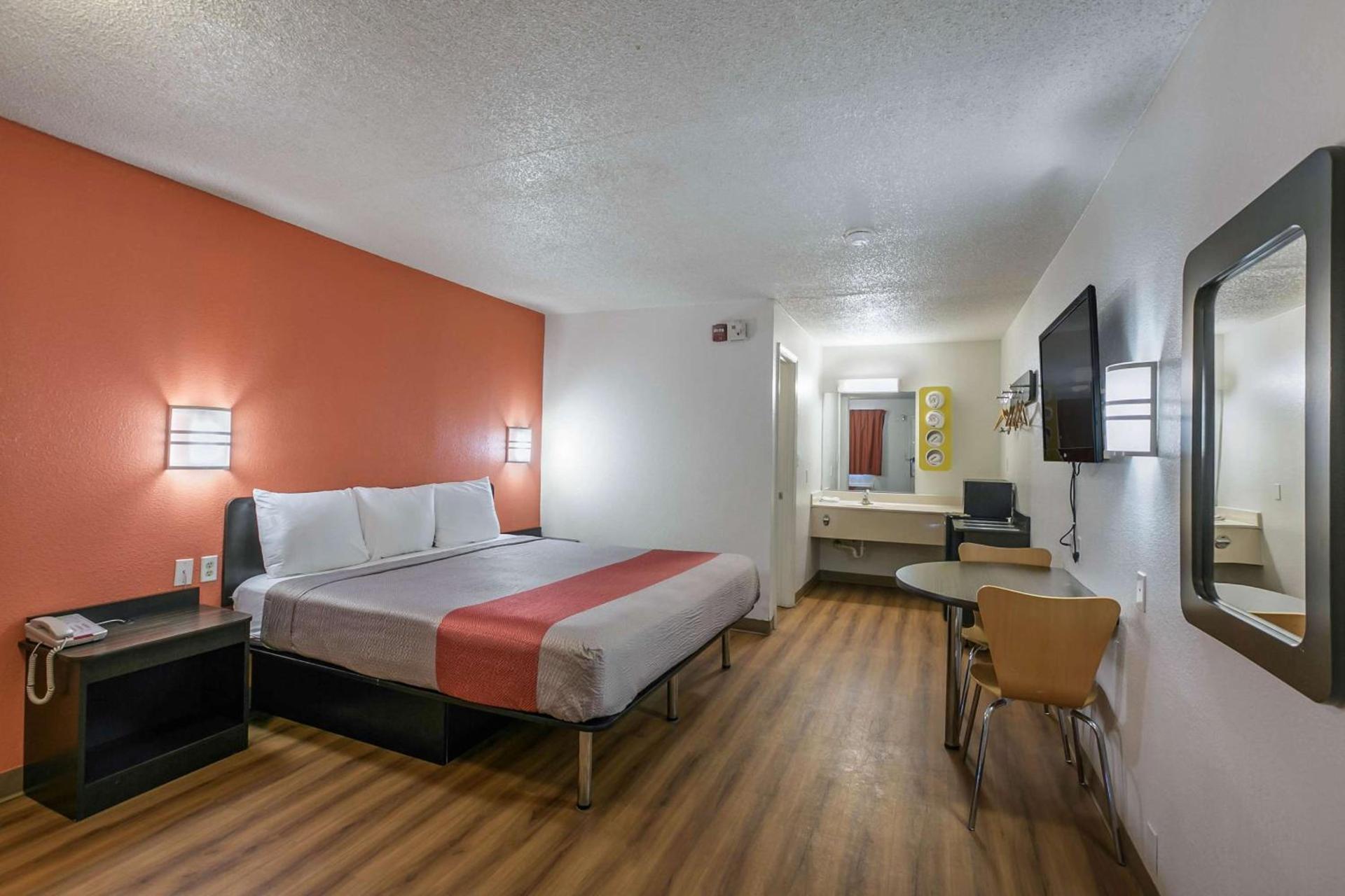 Motel 6-Dothan, AL photo 12