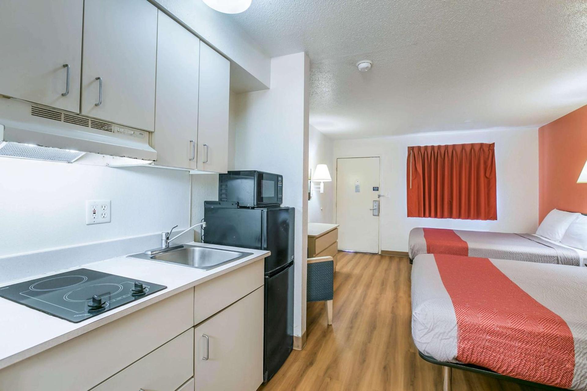 Motel 6-Dothan, AL photo 18