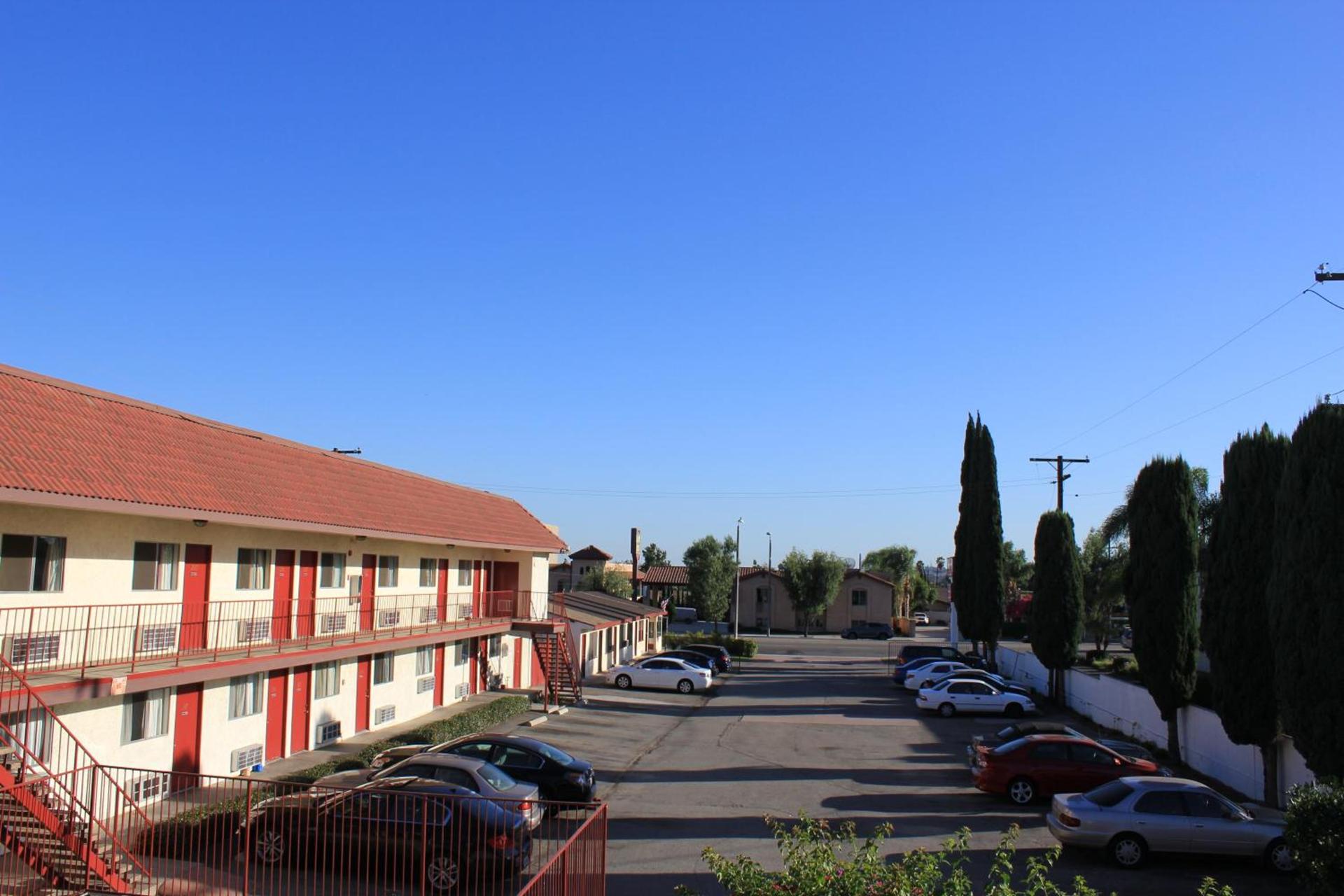 Valley Hotel photo 3